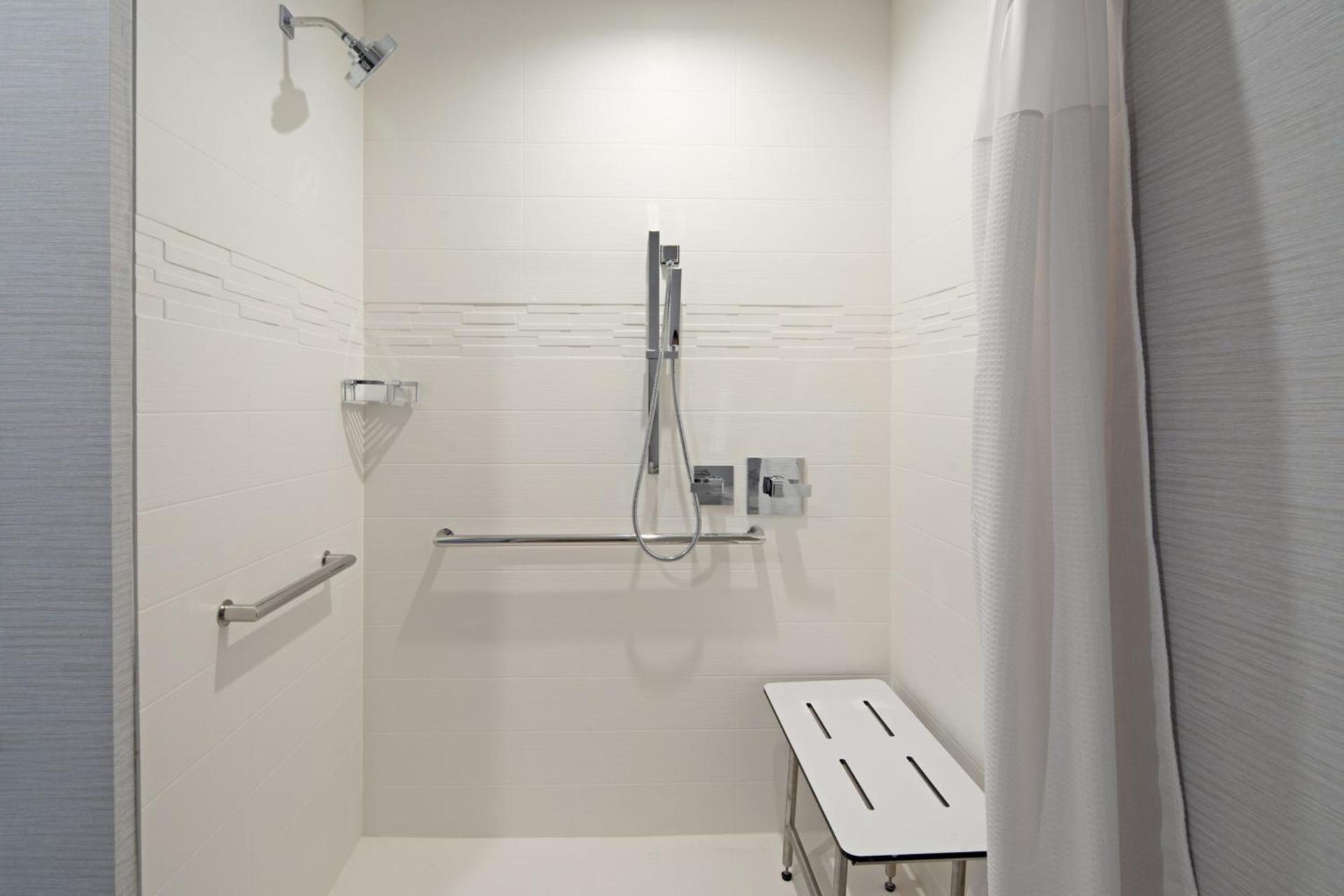 Residence Inn by Marriott Valencia photo 17