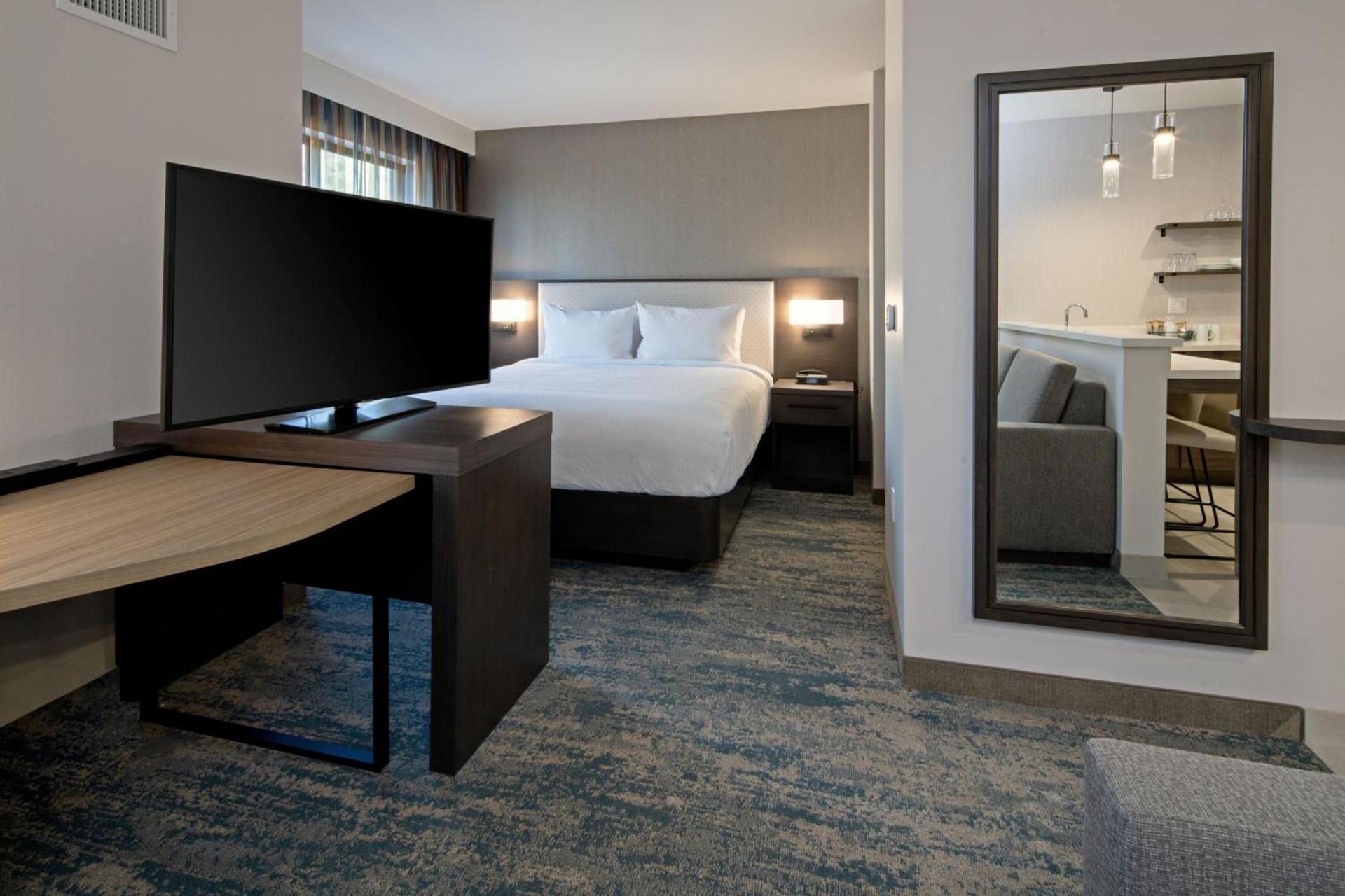 Residence Inn by Marriott Valencia photo 8