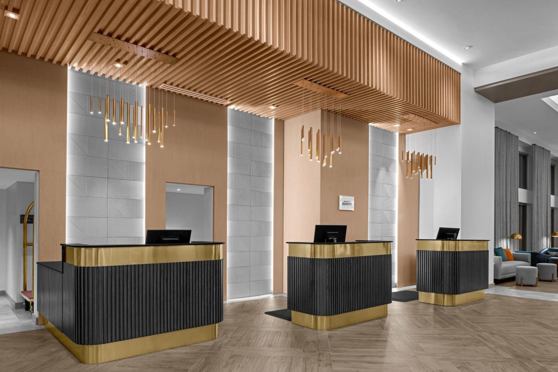 Delta Hotels by Marriott Santa Clara Silicon Valley photo 2