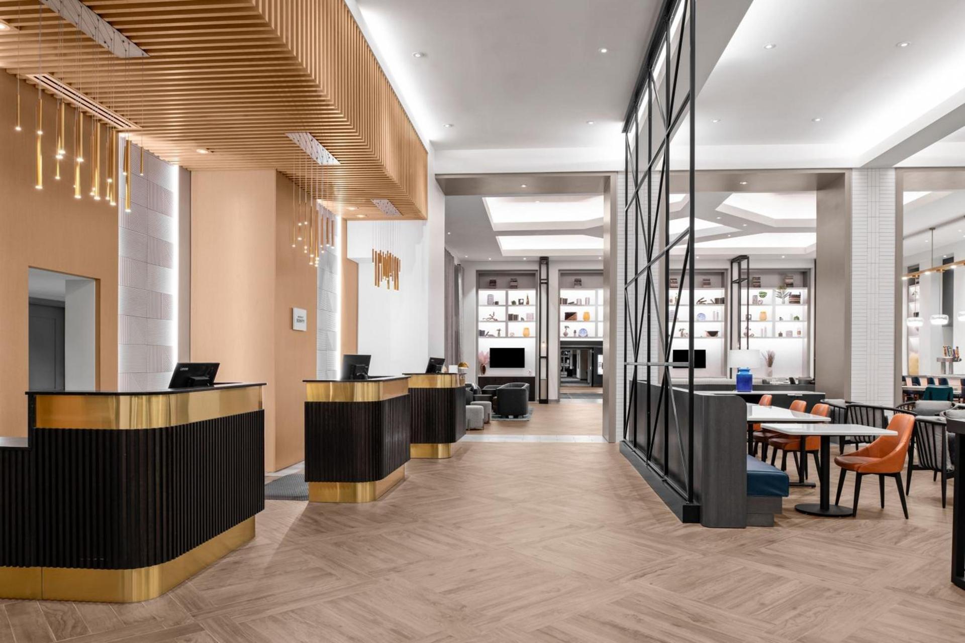 Delta Hotels by Marriott Santa Clara Silicon Valley photo 3