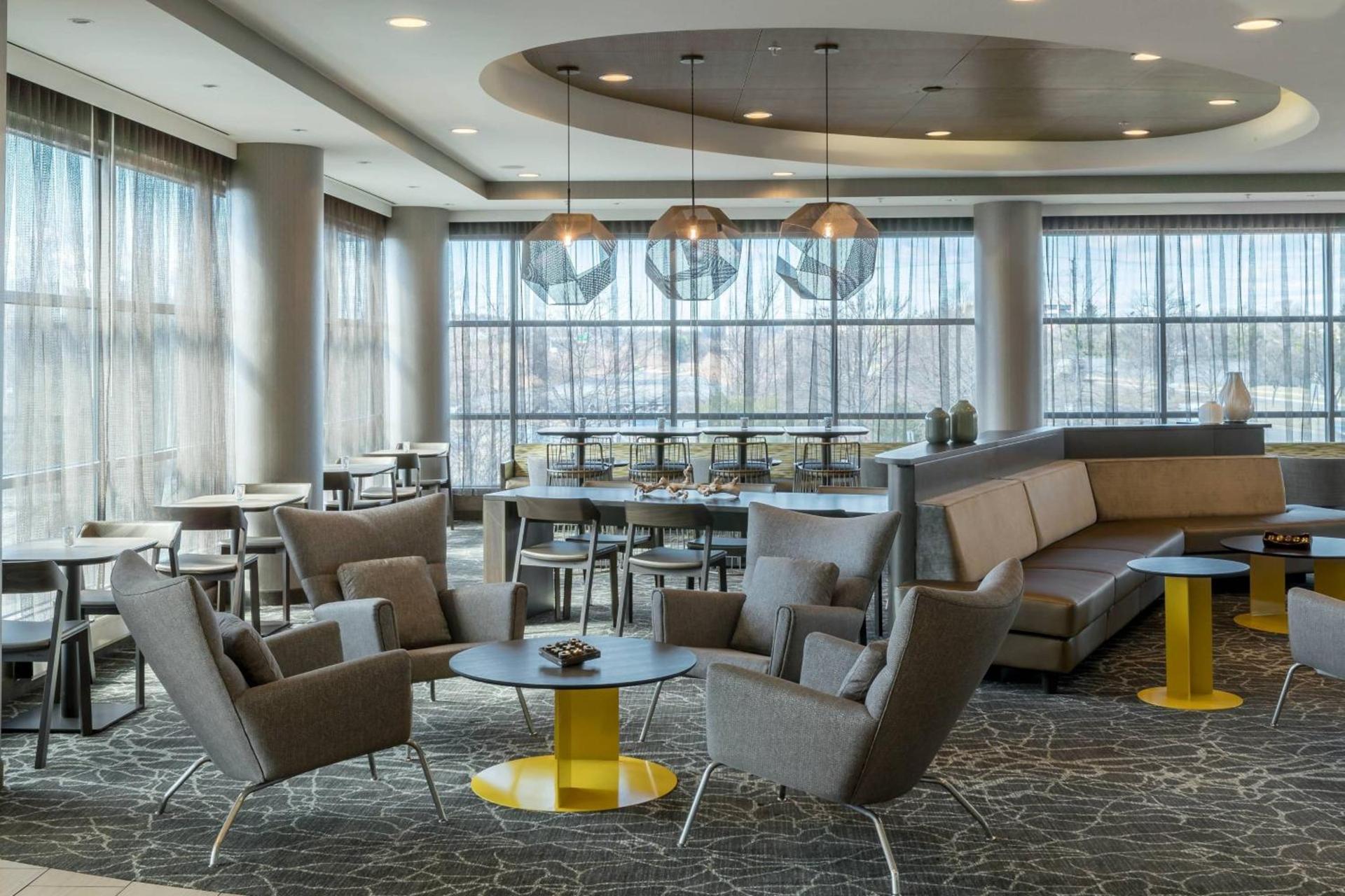SpringHill Suites Alexandria Southwest photo 11