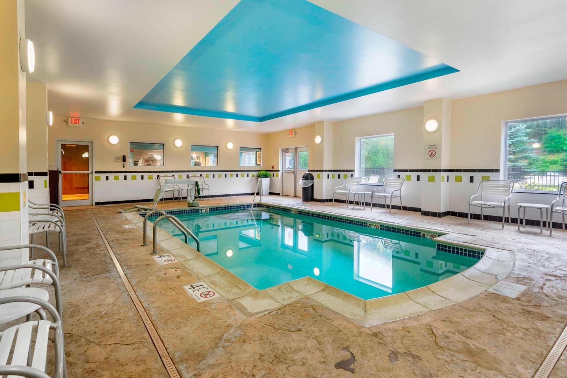 Fairfield Inn & Suites Hooksett photo 28