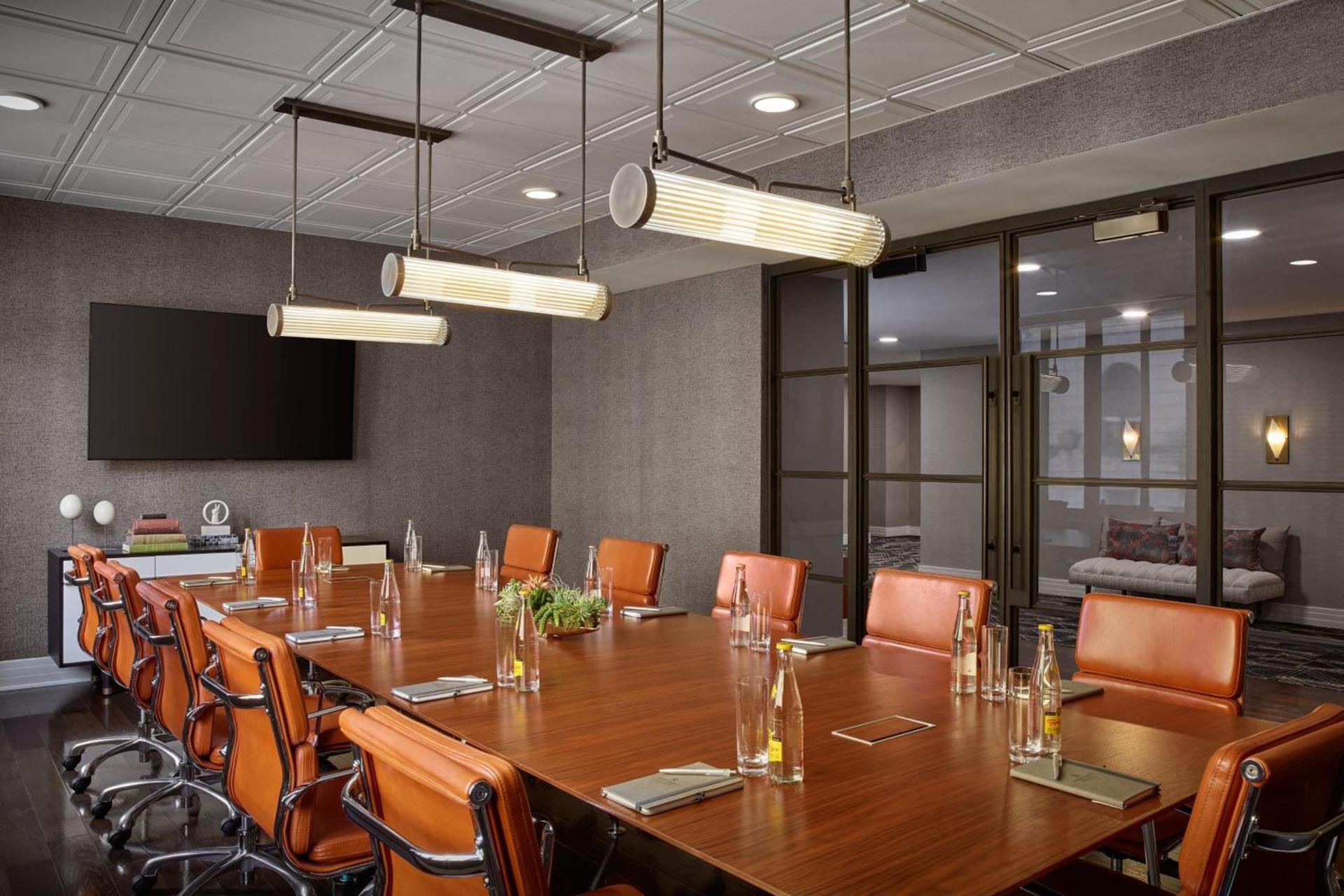 Renaissance Saint Elm Dallas Downtown Hotel photo 72