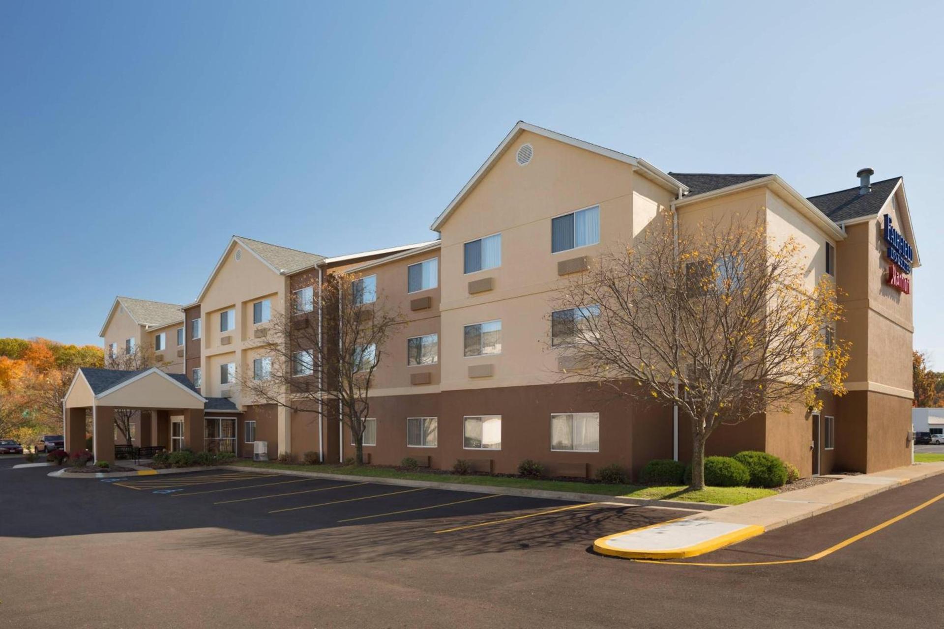 Fairfield Inn & Suites Youngstown Boardman Poland — hotel in Poland
