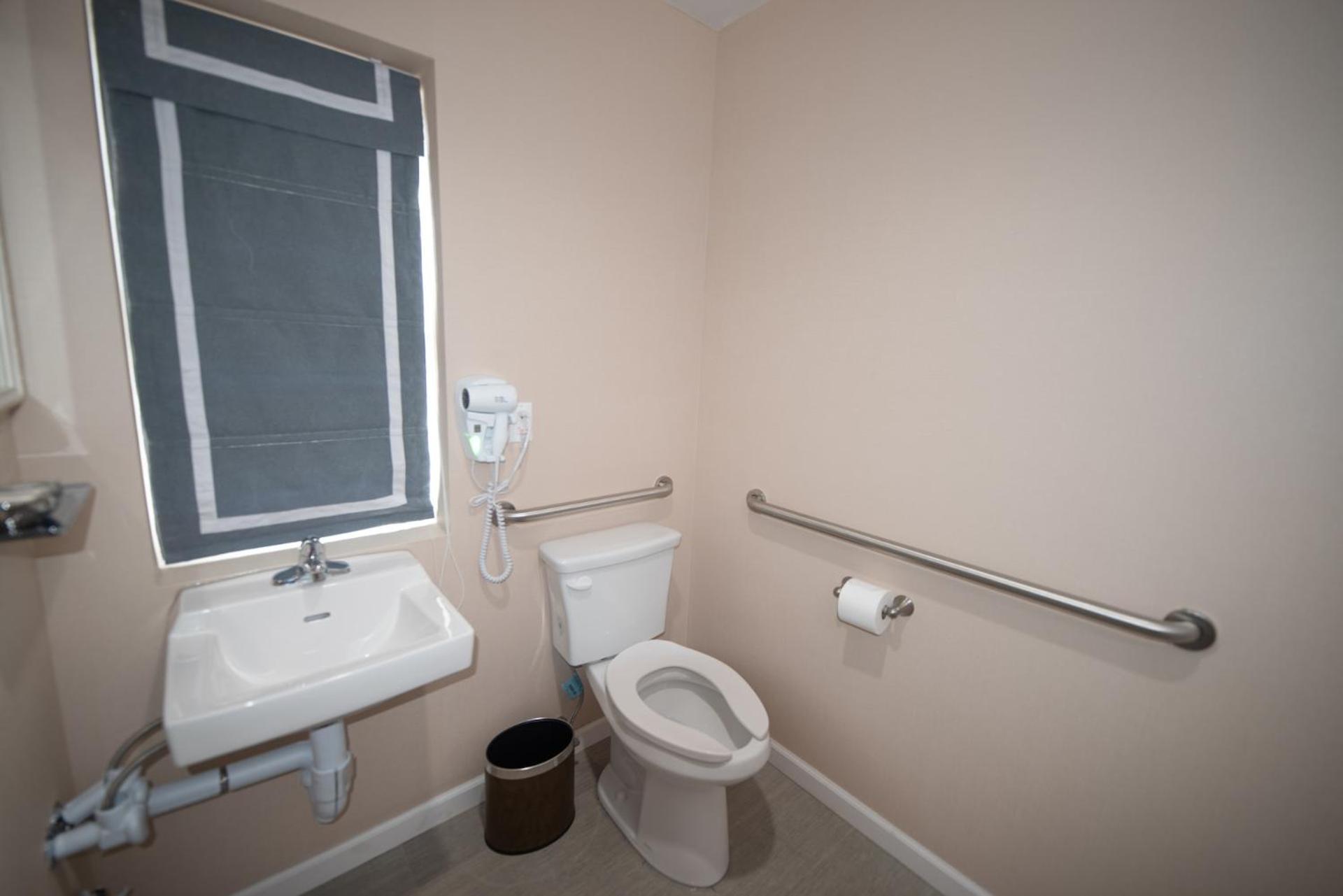 Flushing Garden Hotel photo 43