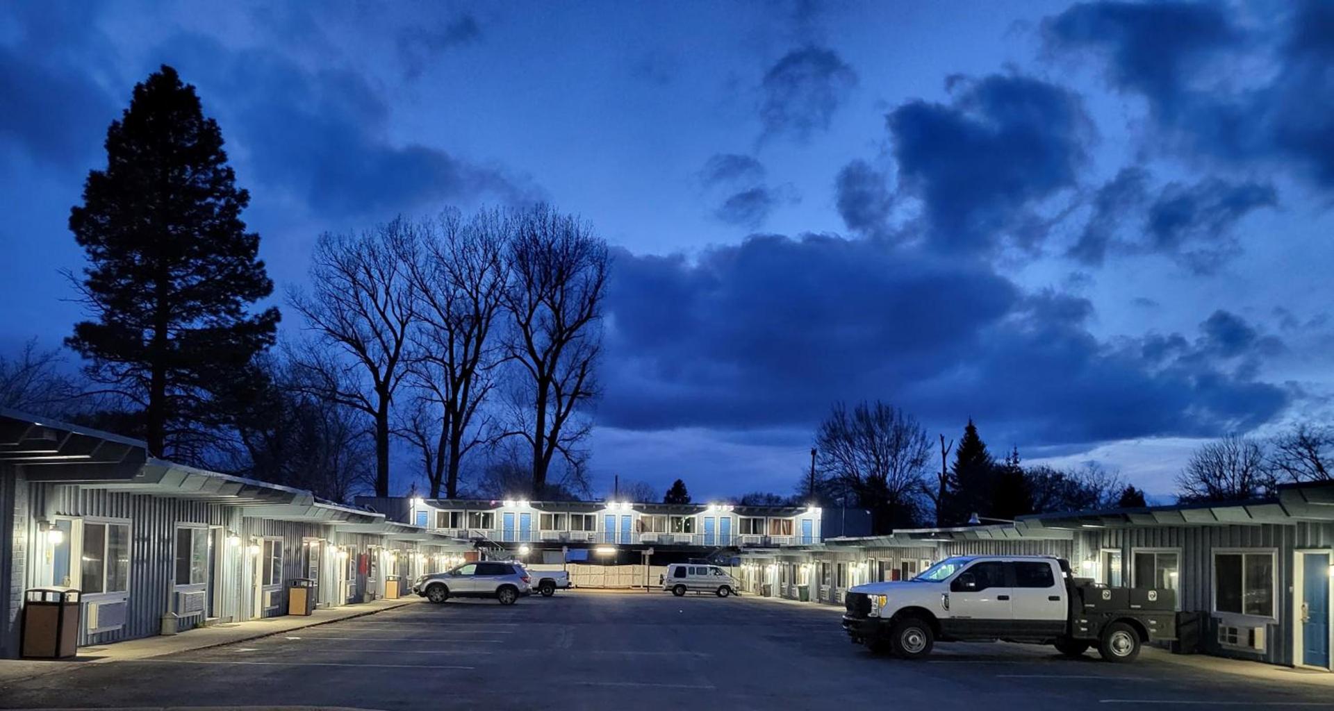 Lakeview Lodge Motel photo 15