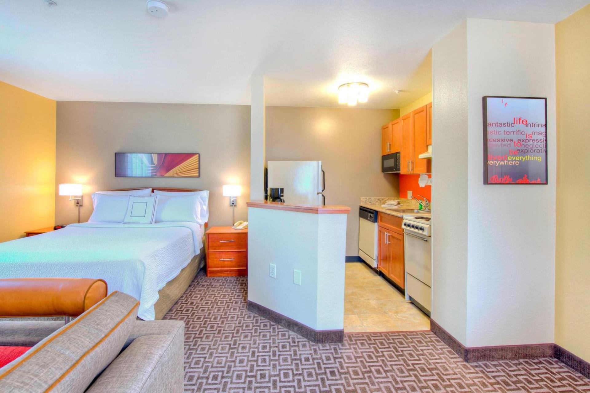 TownePlace Suites Raleigh Cary/Weston Parkway photo 17
