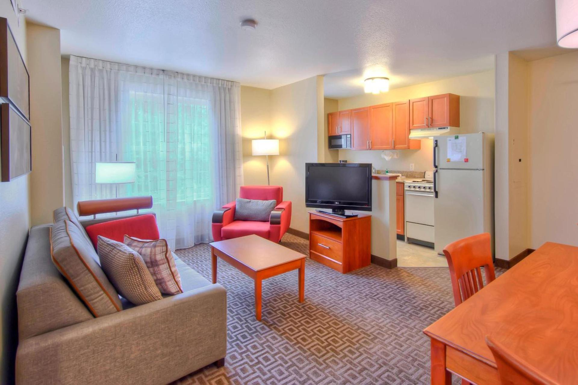 TownePlace Suites Raleigh Cary/Weston Parkway photo 9