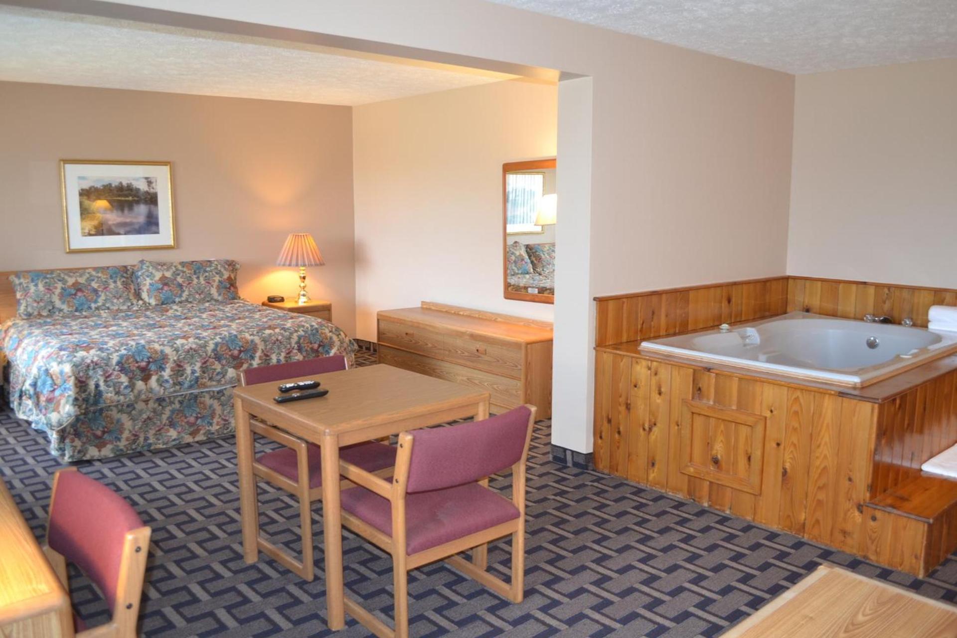 Sky Lodge Inn & Suites - Delavan photo 39