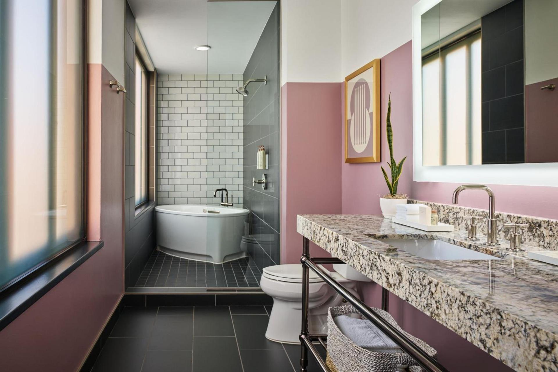 Renaissance Saint Elm Dallas Downtown Hotel photo 43