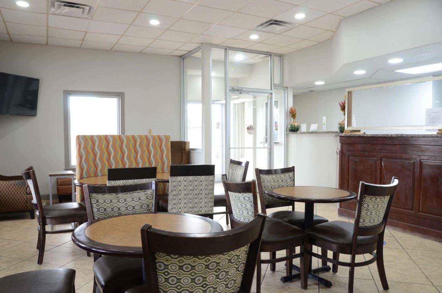 Quality Inn & Suites Covington photo 25