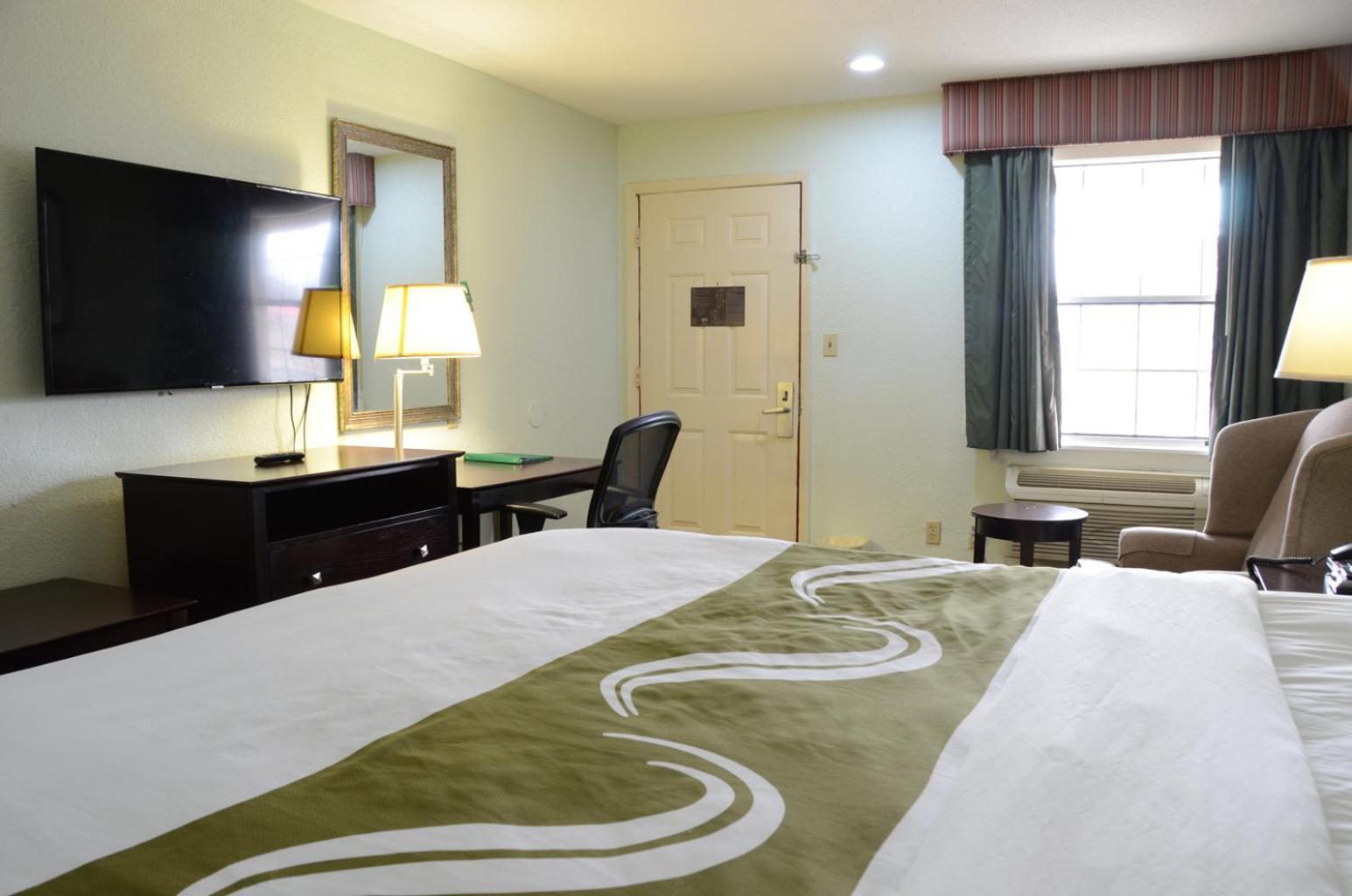 Quality Inn & Suites Covington photo 11