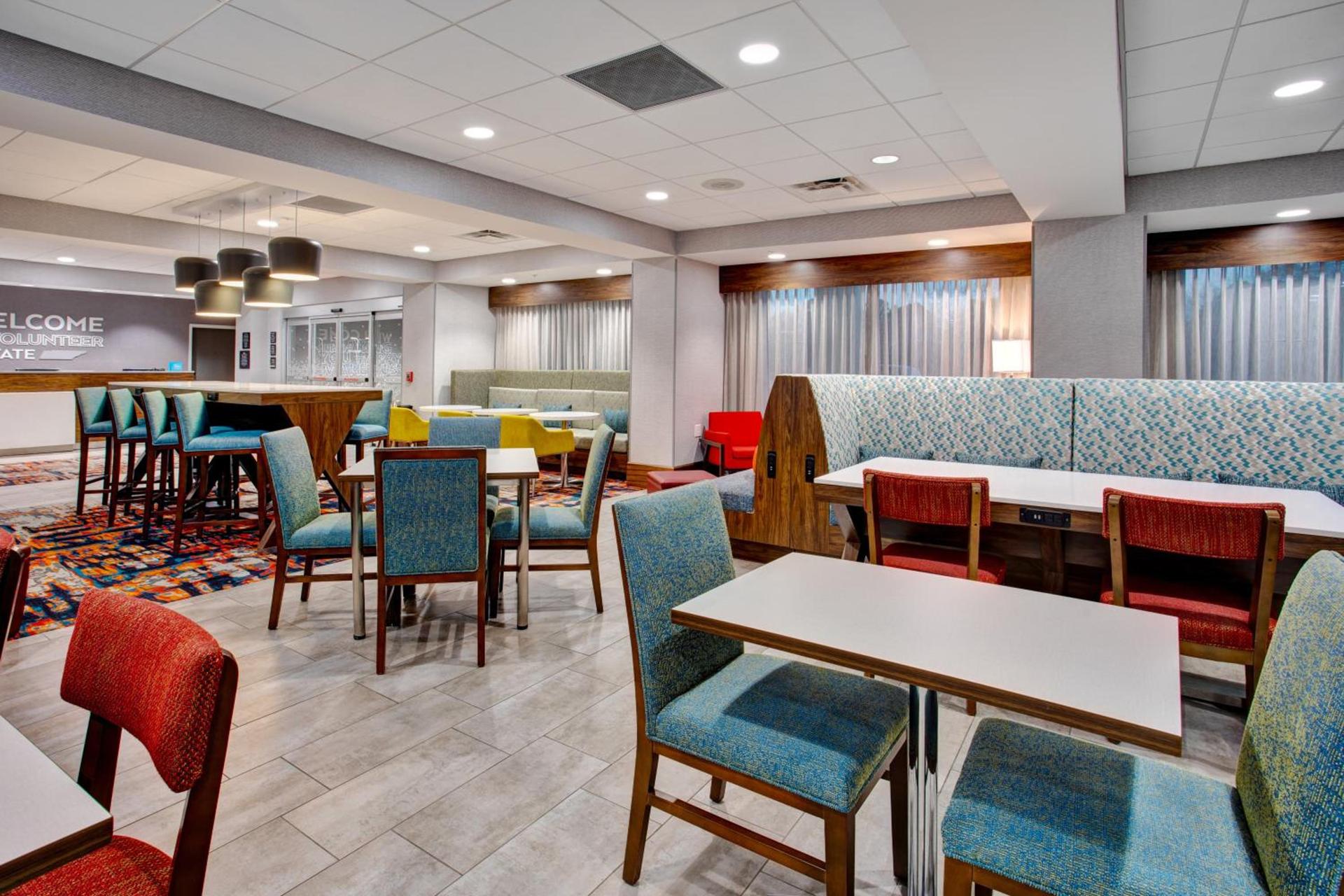 Hampton Inn Paris, Tn photo 14
