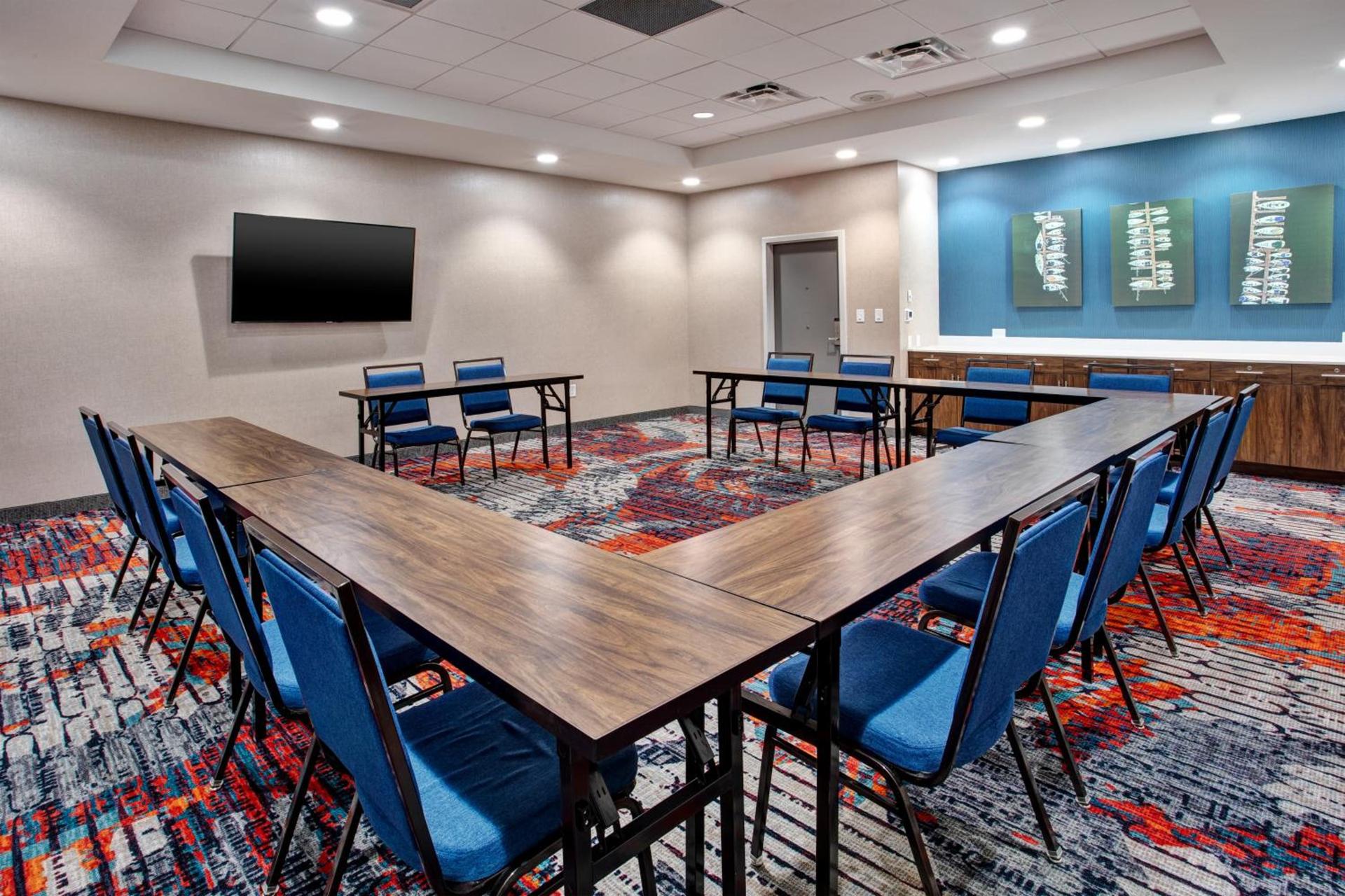 Hampton Inn Paris, Tn photo 20