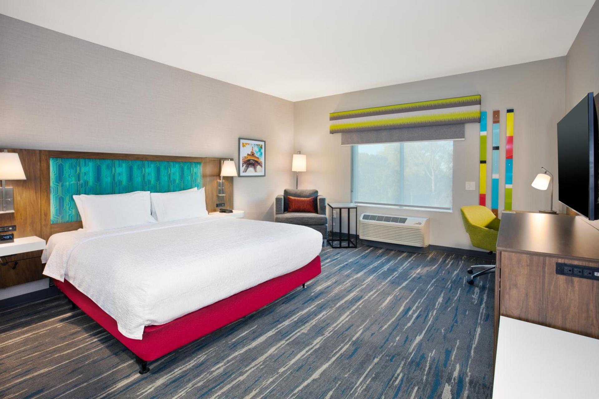 Hampton Inn Paris, Tn photo 22