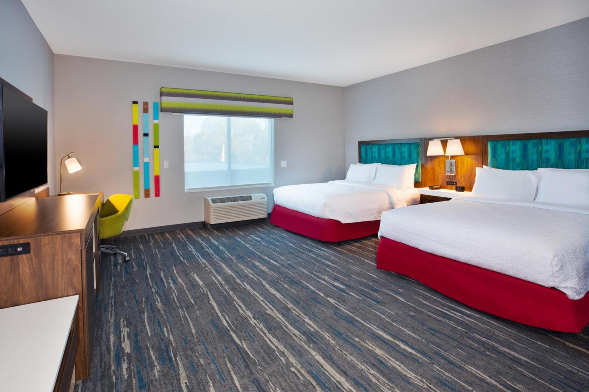 Hampton Inn Paris, Tn photo 25