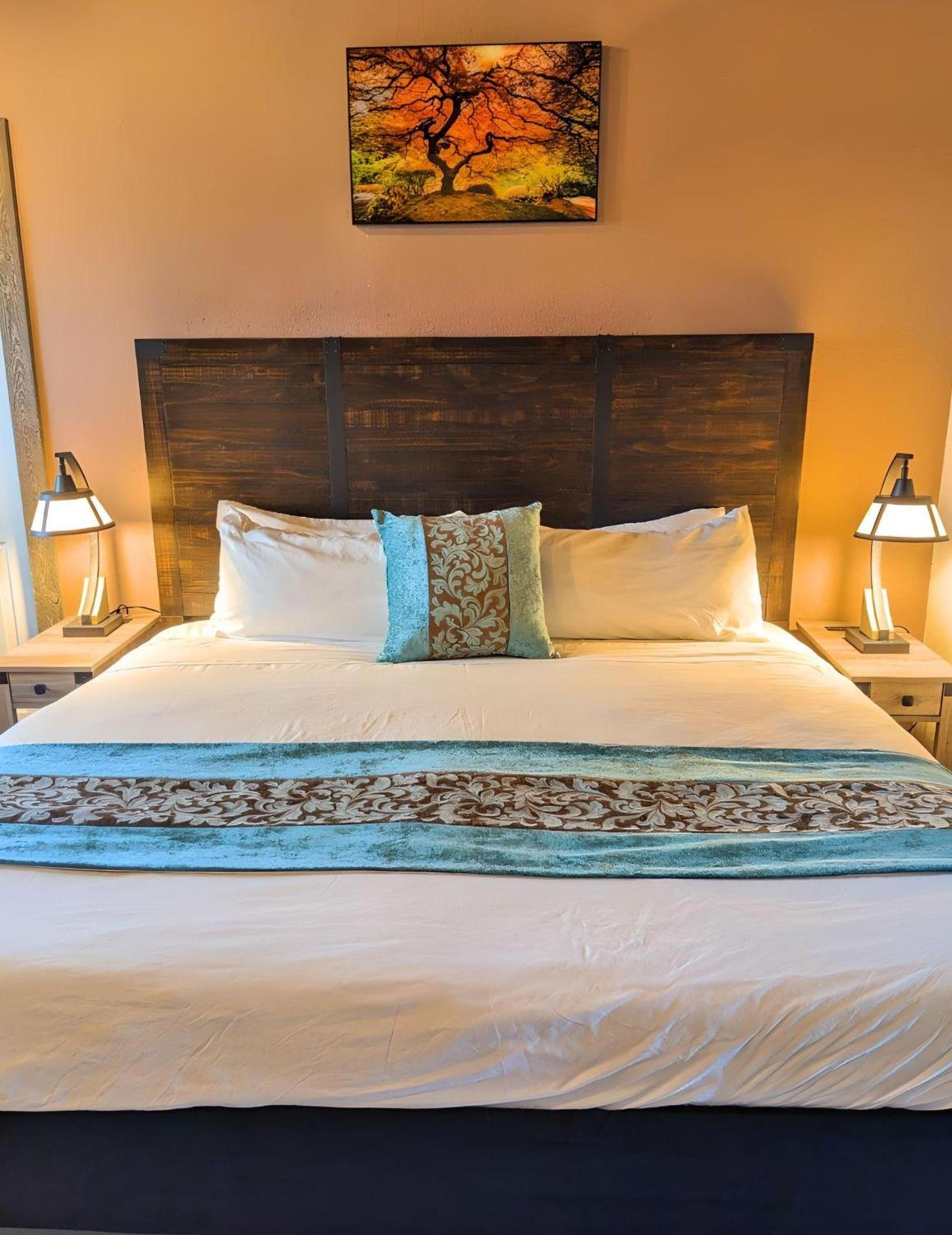 Wanderlust Inn photo 39