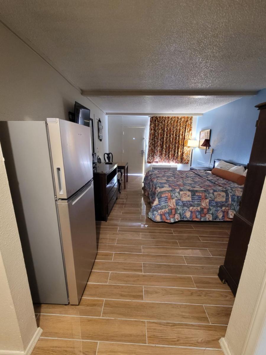 Express Inn and Suites photo 6