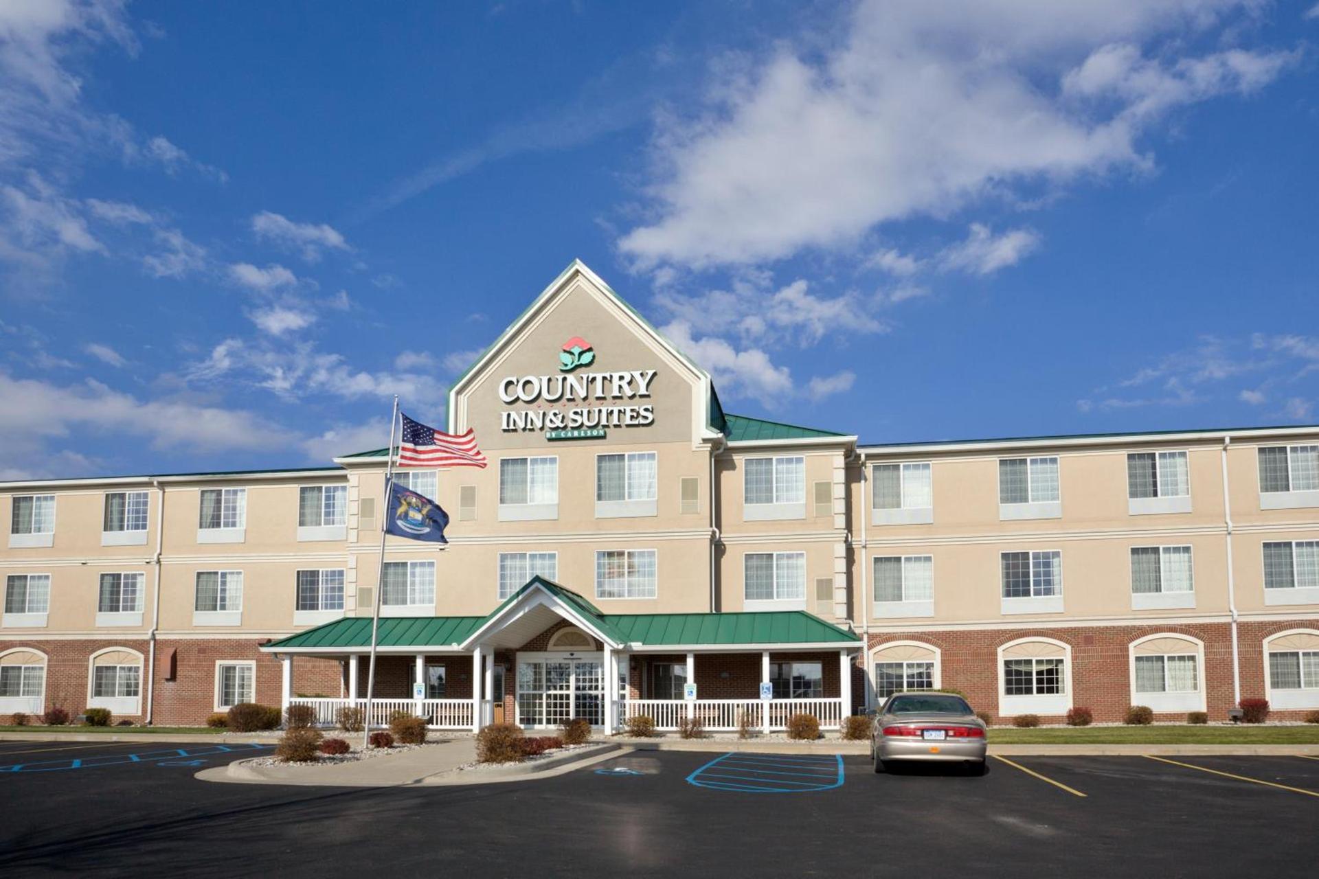Country Inn & Suites by Radisson, Big Rapids, MI photo 20