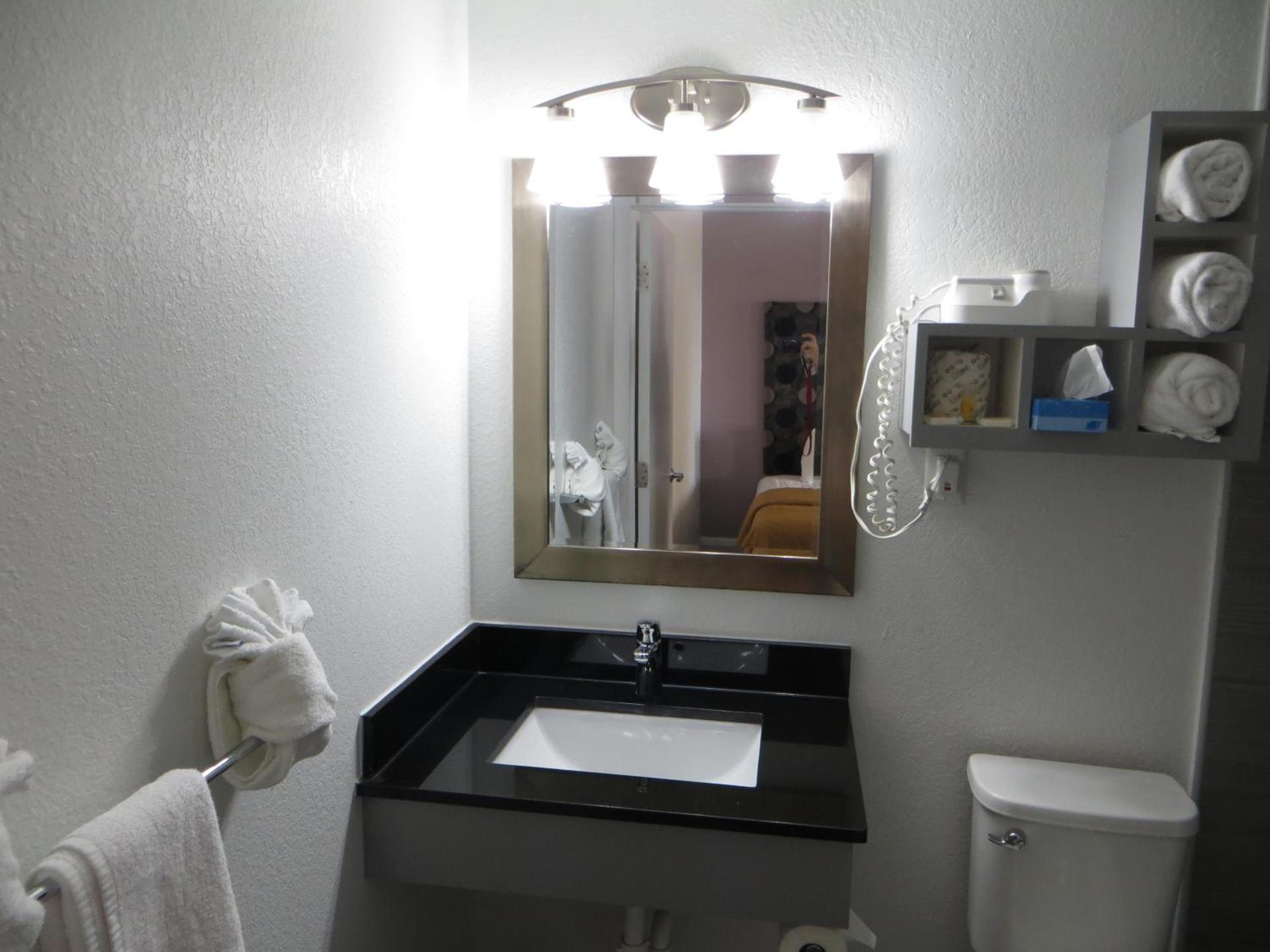 Arya Blu Inn and Suites photo 46