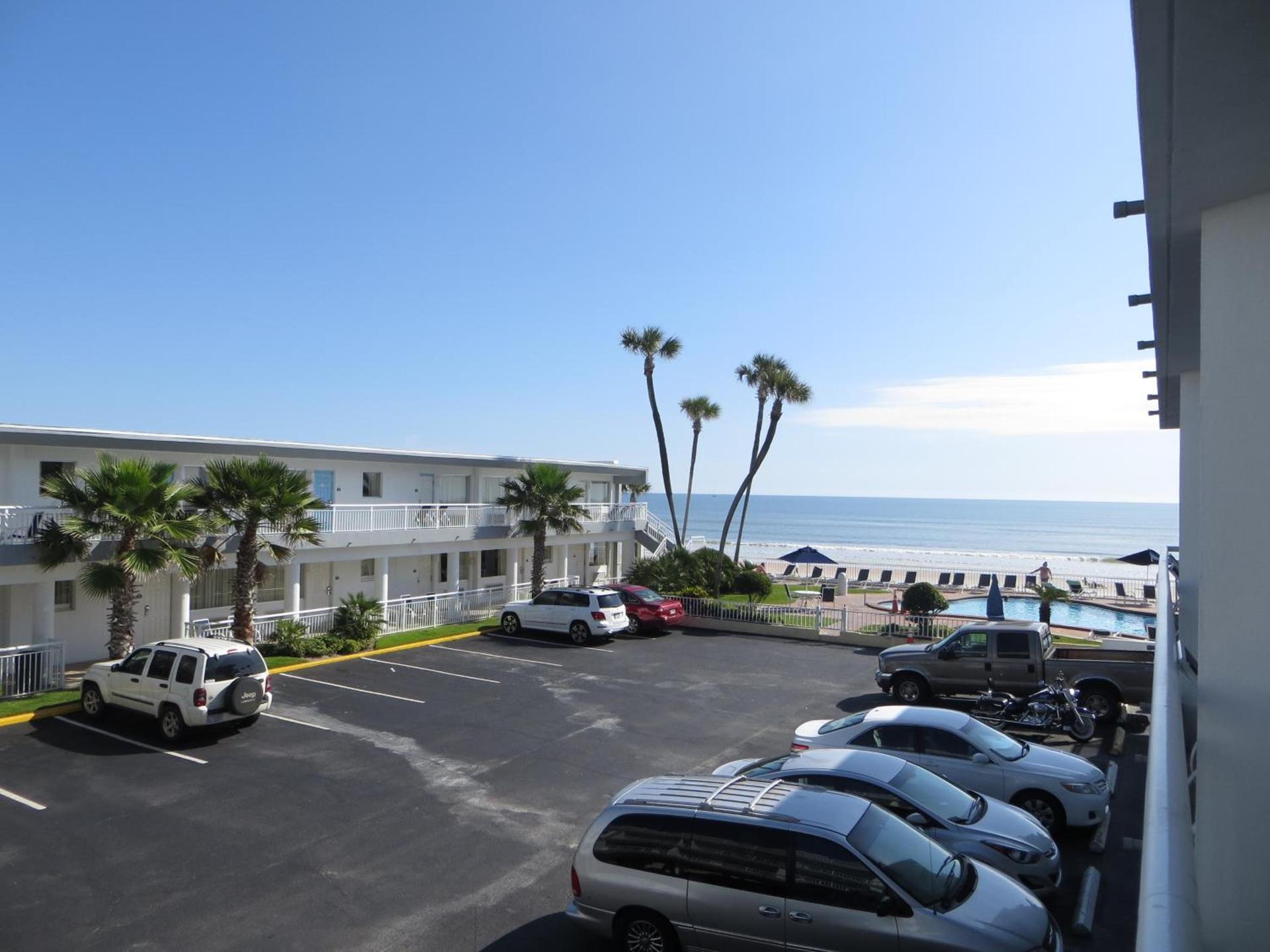 Arya Blu Inn and Suites photo 34