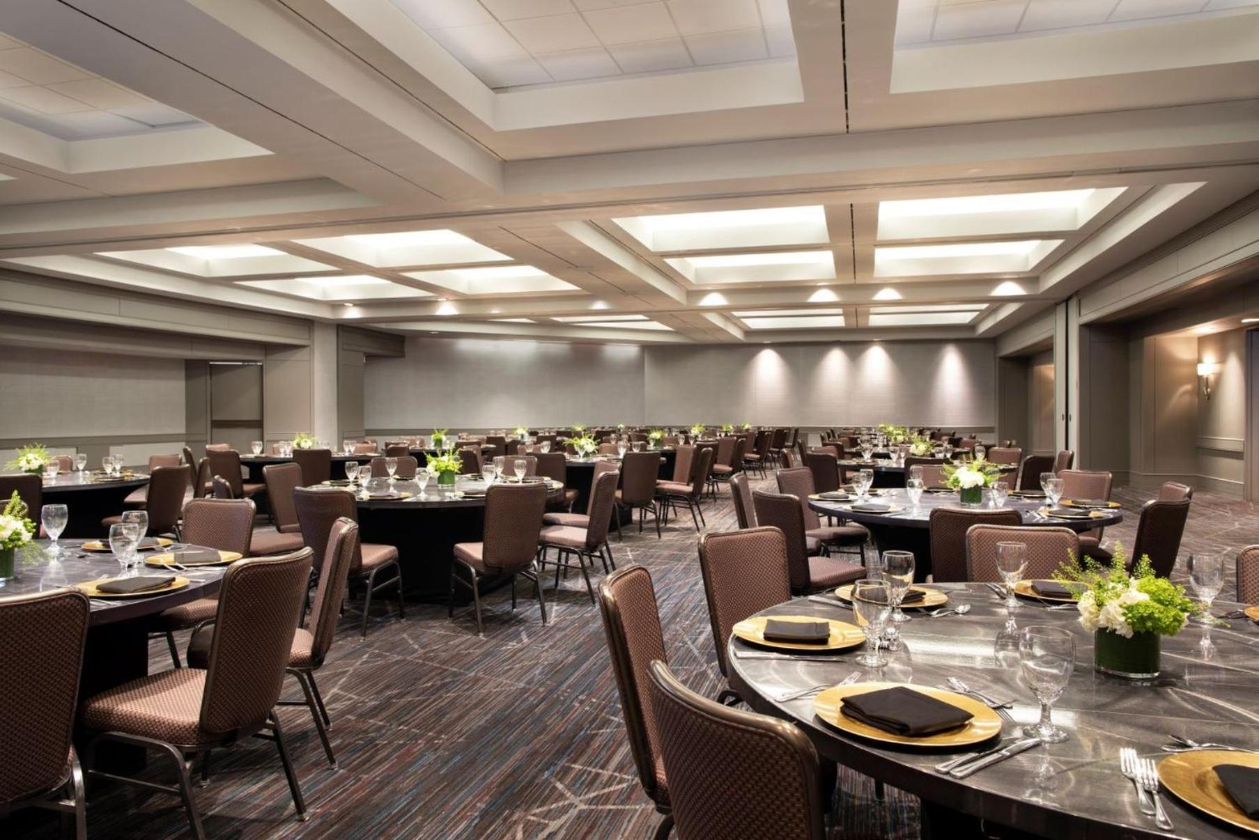 Crowne Plaza Atlanta Perimeter at Ravinia by IHG photo 32