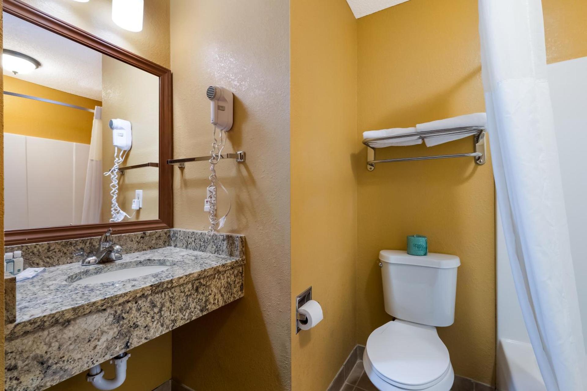 Quality Inn Jefferson at I-85 photo 61