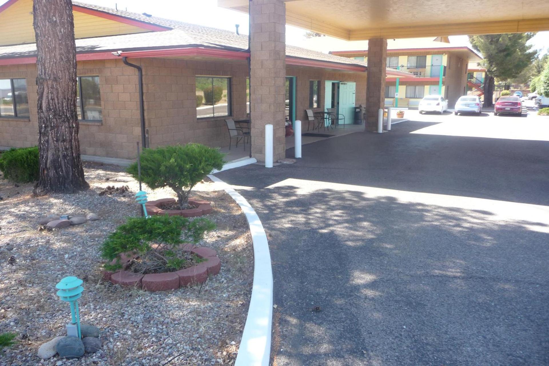 Sierra Inn Near Fort Huachuca AZ photo 78