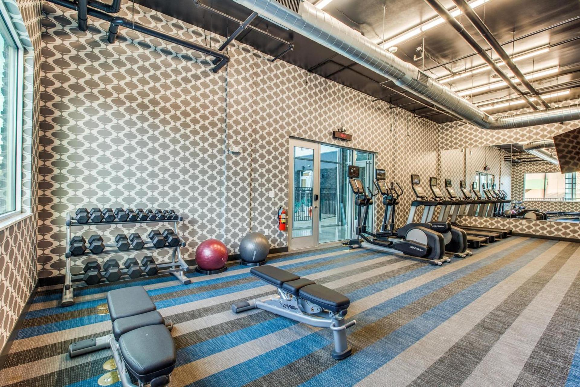 Aloft by Marriott Dallas Arlington Entertainment District photo 6