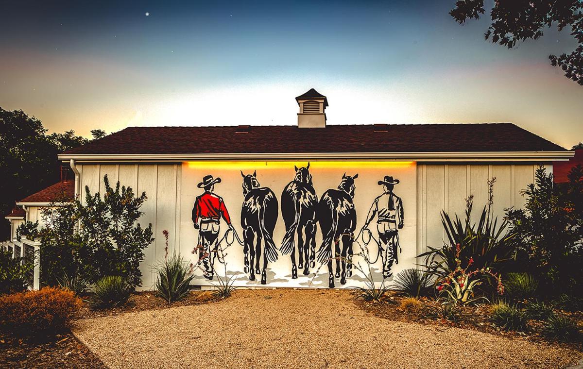 Stables Inn photo 8