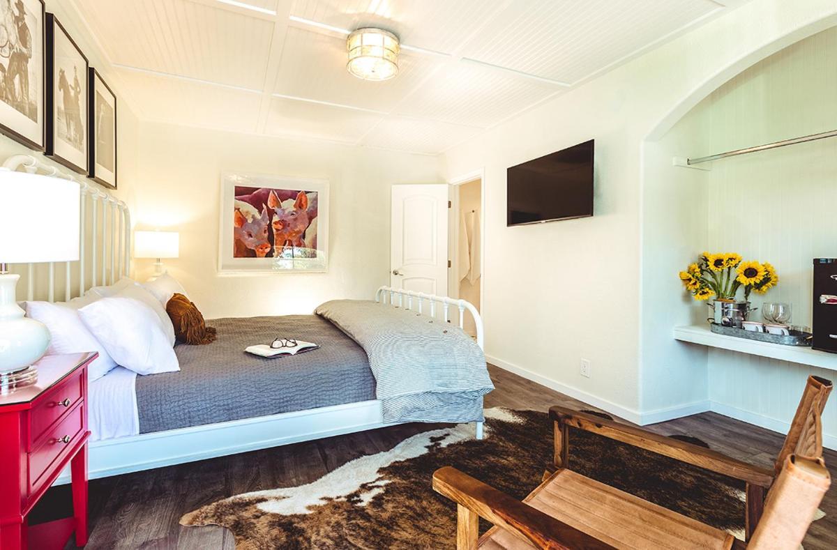Stables Inn photo 12