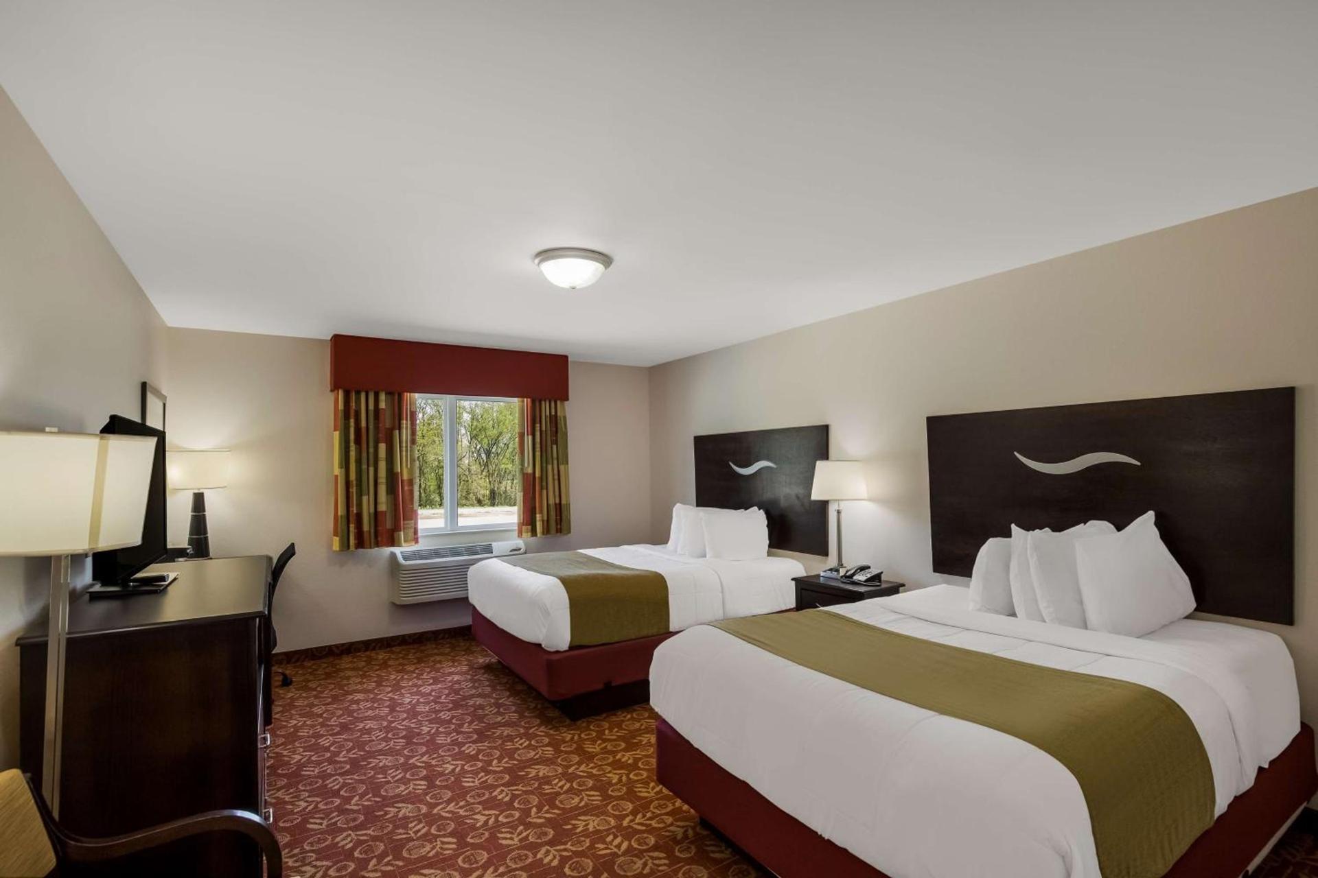 SureStay Hotel by Best Western Whittington Rend Lake photo 3