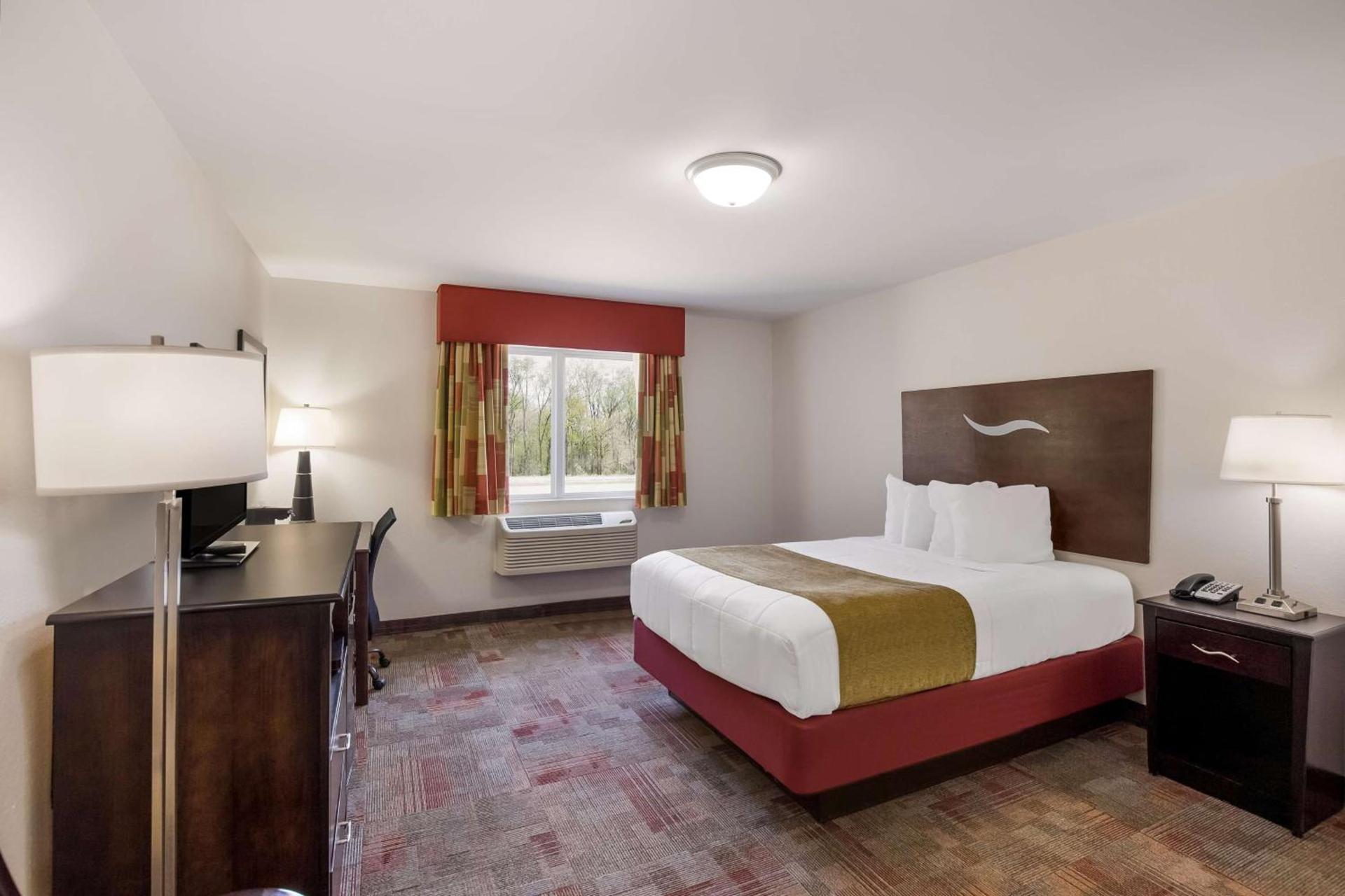 SureStay Hotel by Best Western Whittington Rend Lake photo 21