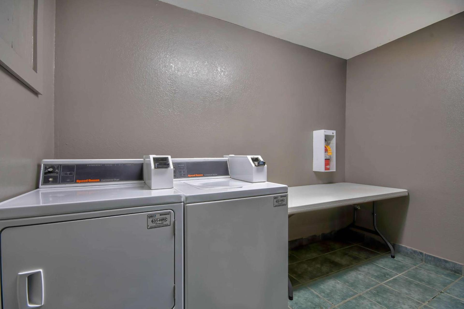 Motel 6 Texarkana, TX photo 31