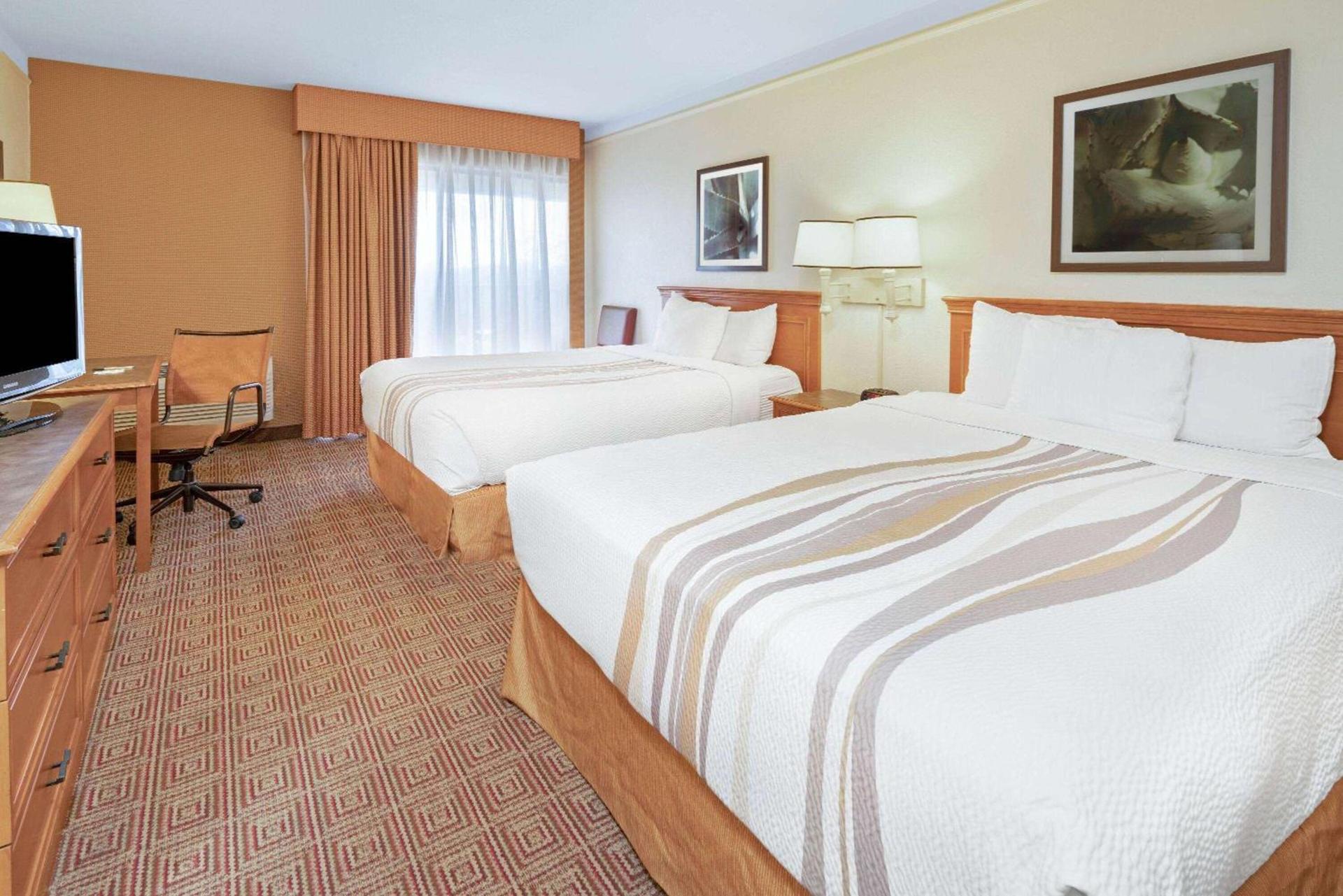 La Quinta by Wyndham Salt Lake City - Layton photo 12