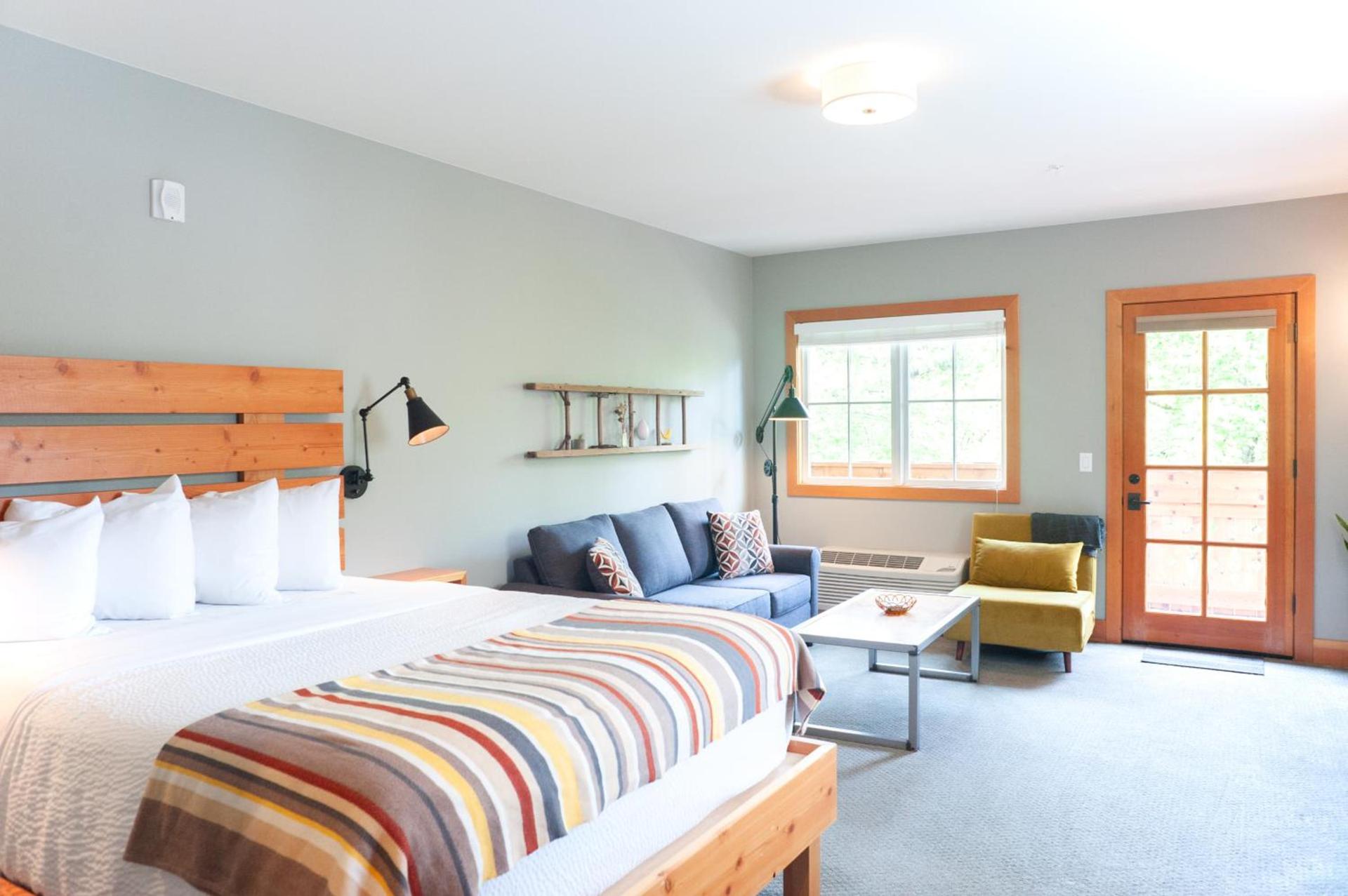 The Suites on Main photo 8