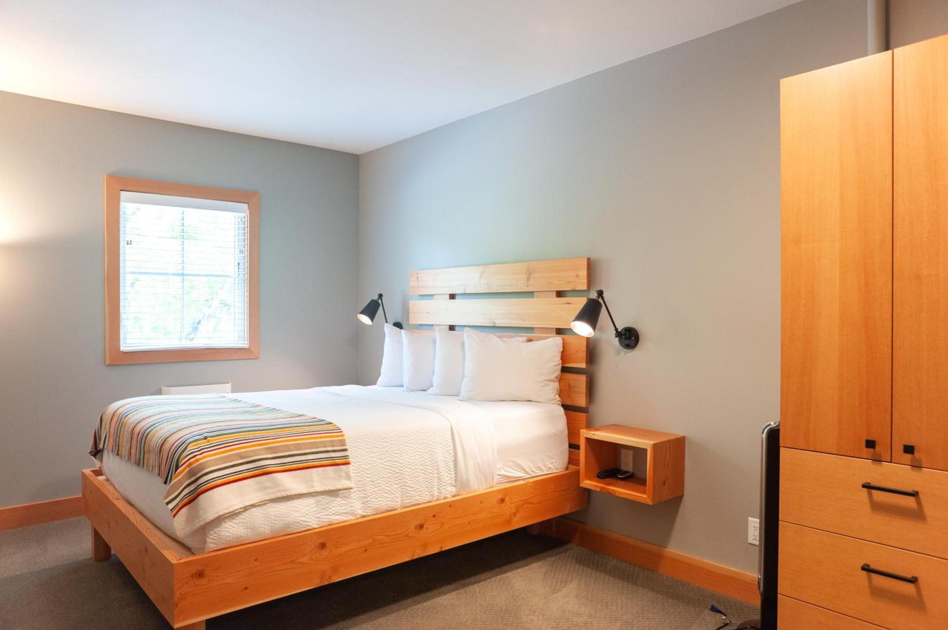 The Suites on Main photo 18