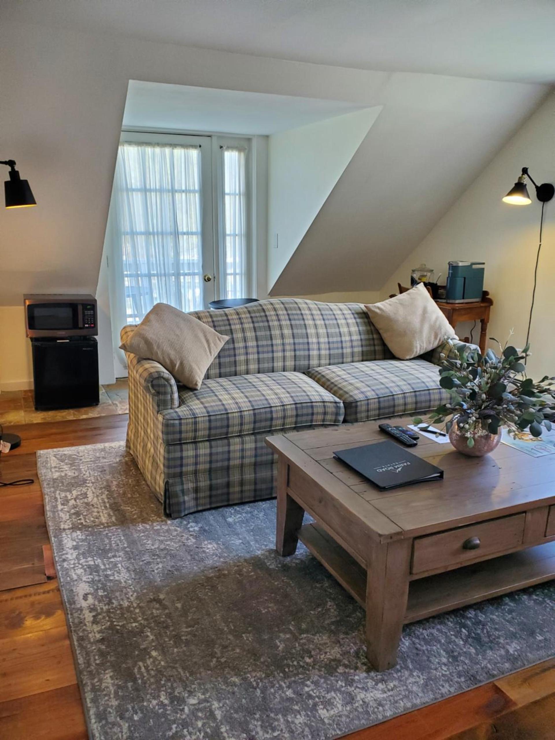 Farm Road Estate photo 63