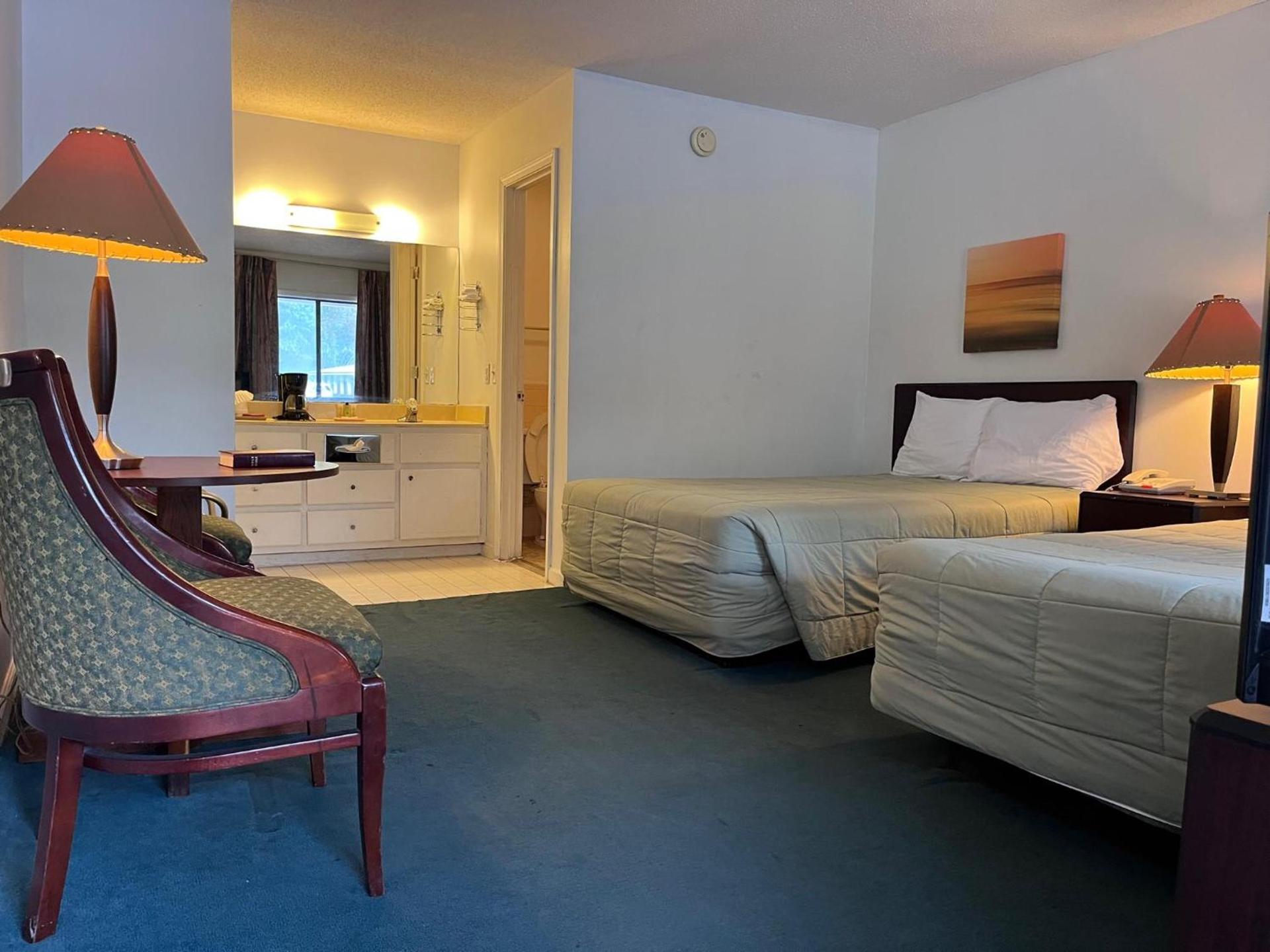 WINDTREE INN photo 13