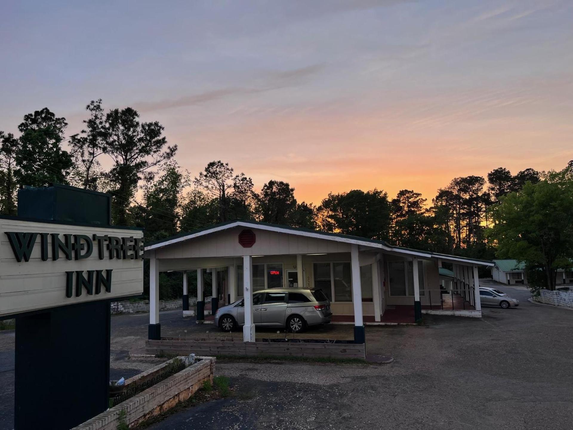 WINDTREE INN photo 17