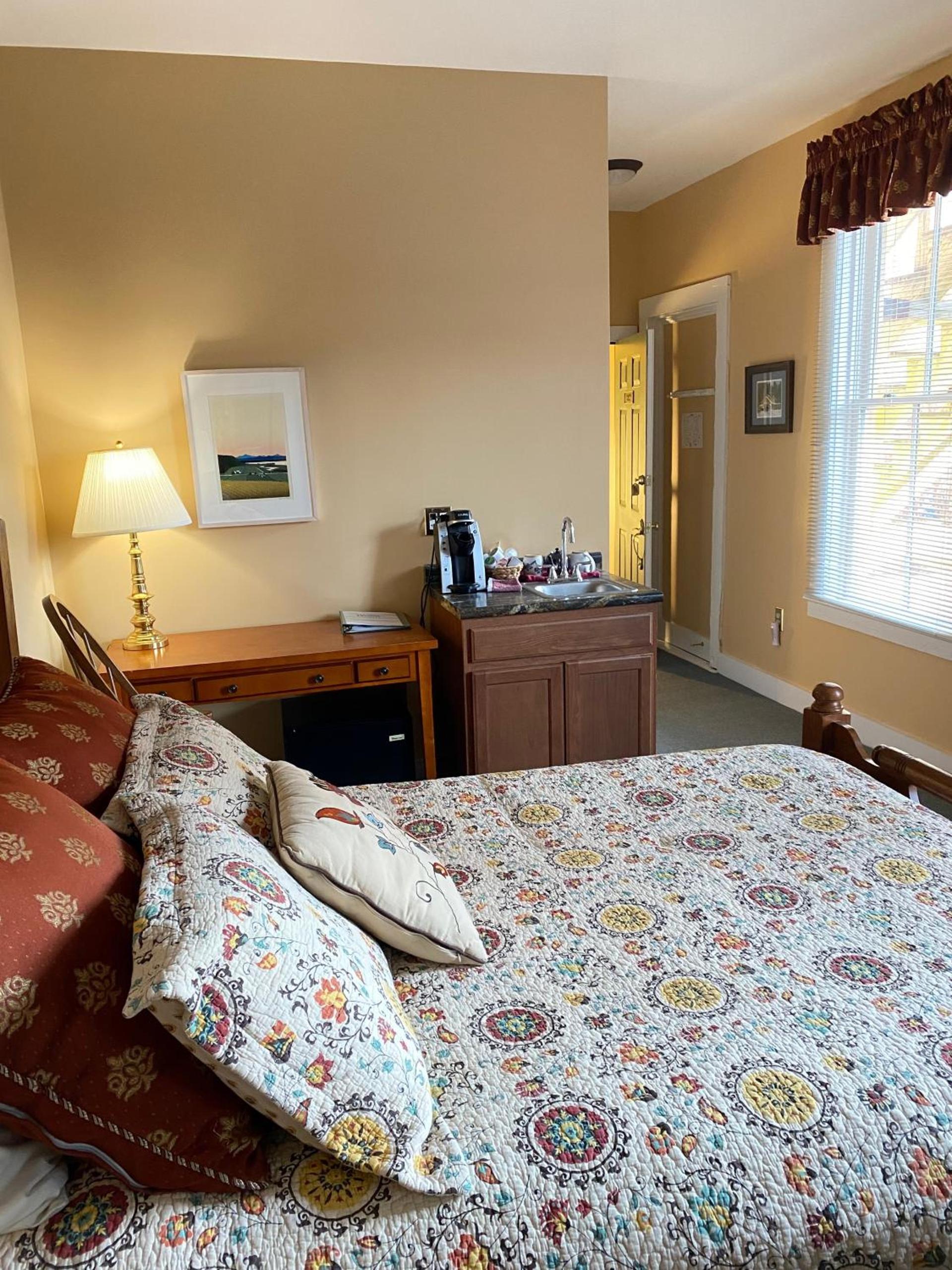 Bristol Suites photo 28
