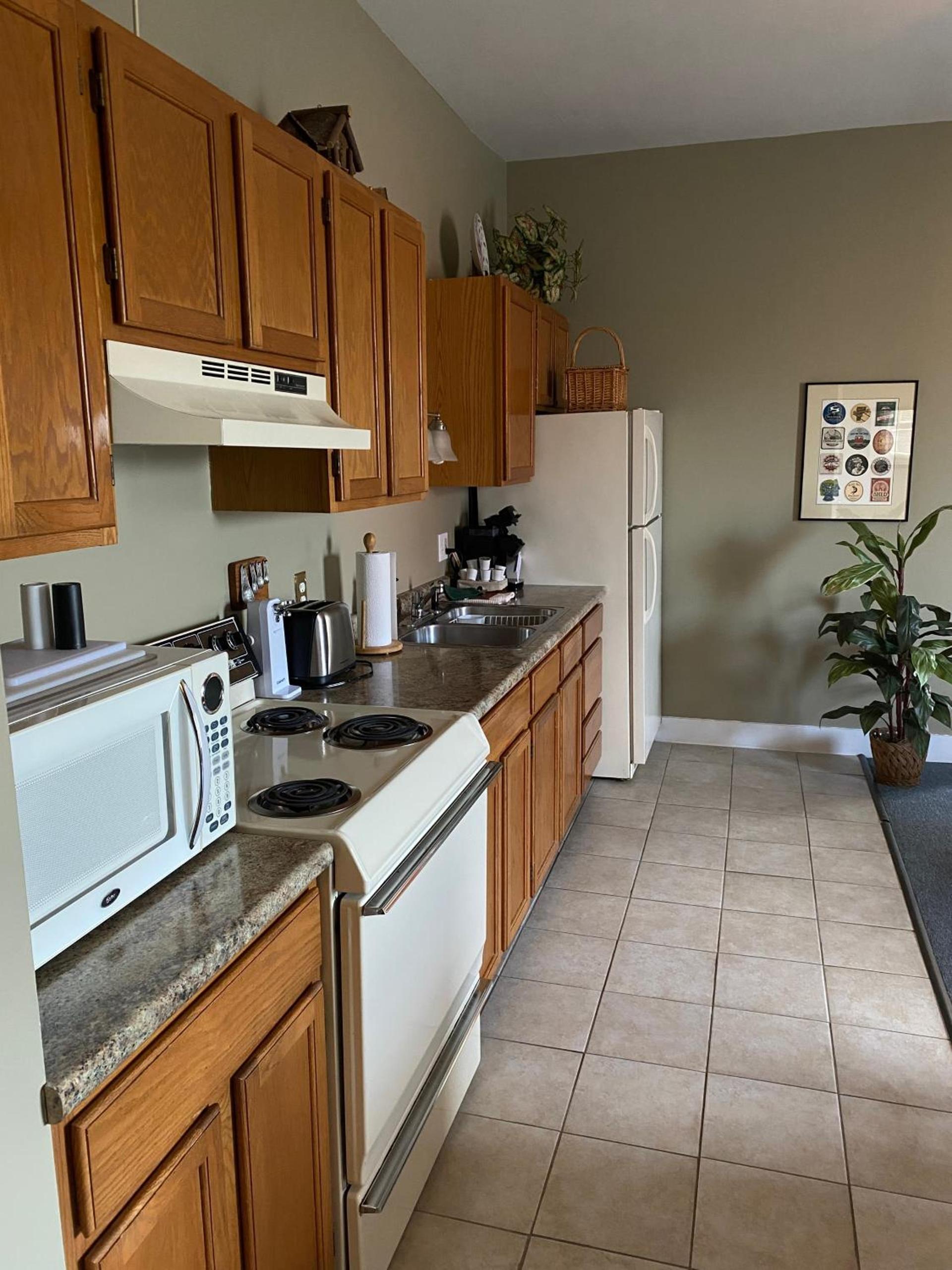 Bristol Suites photo 33