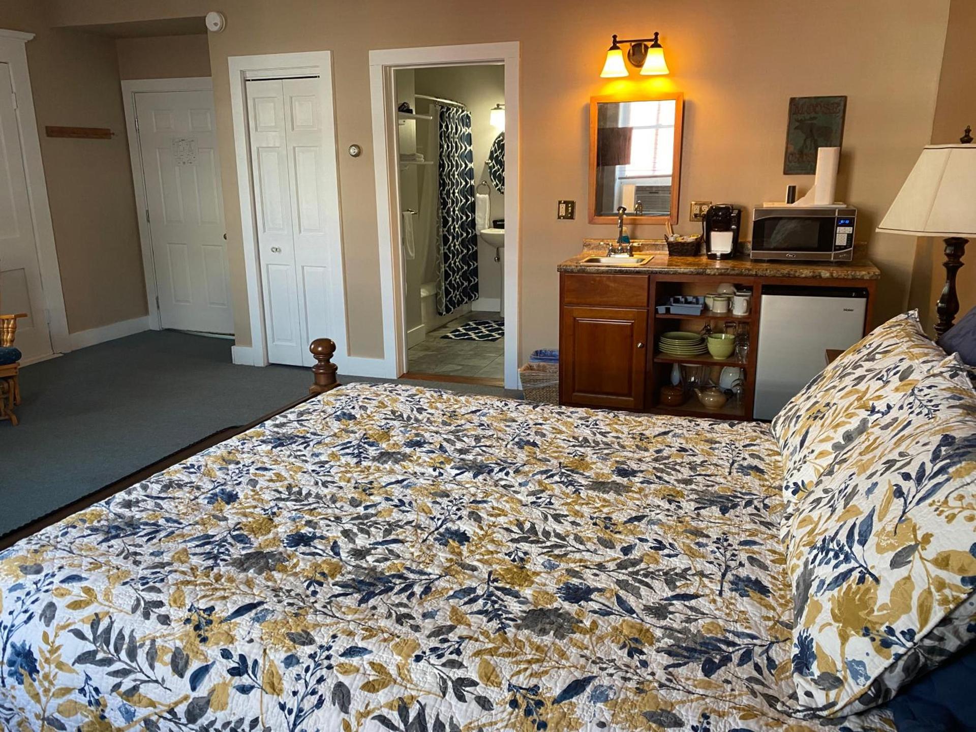 Bristol Suites photo 36