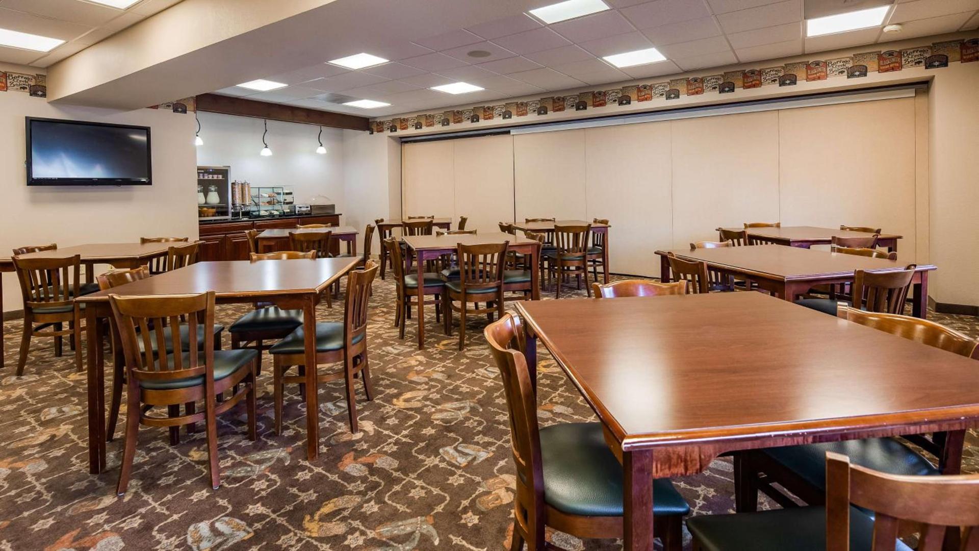 Best Western Plus Country Inn & Suites photo 37