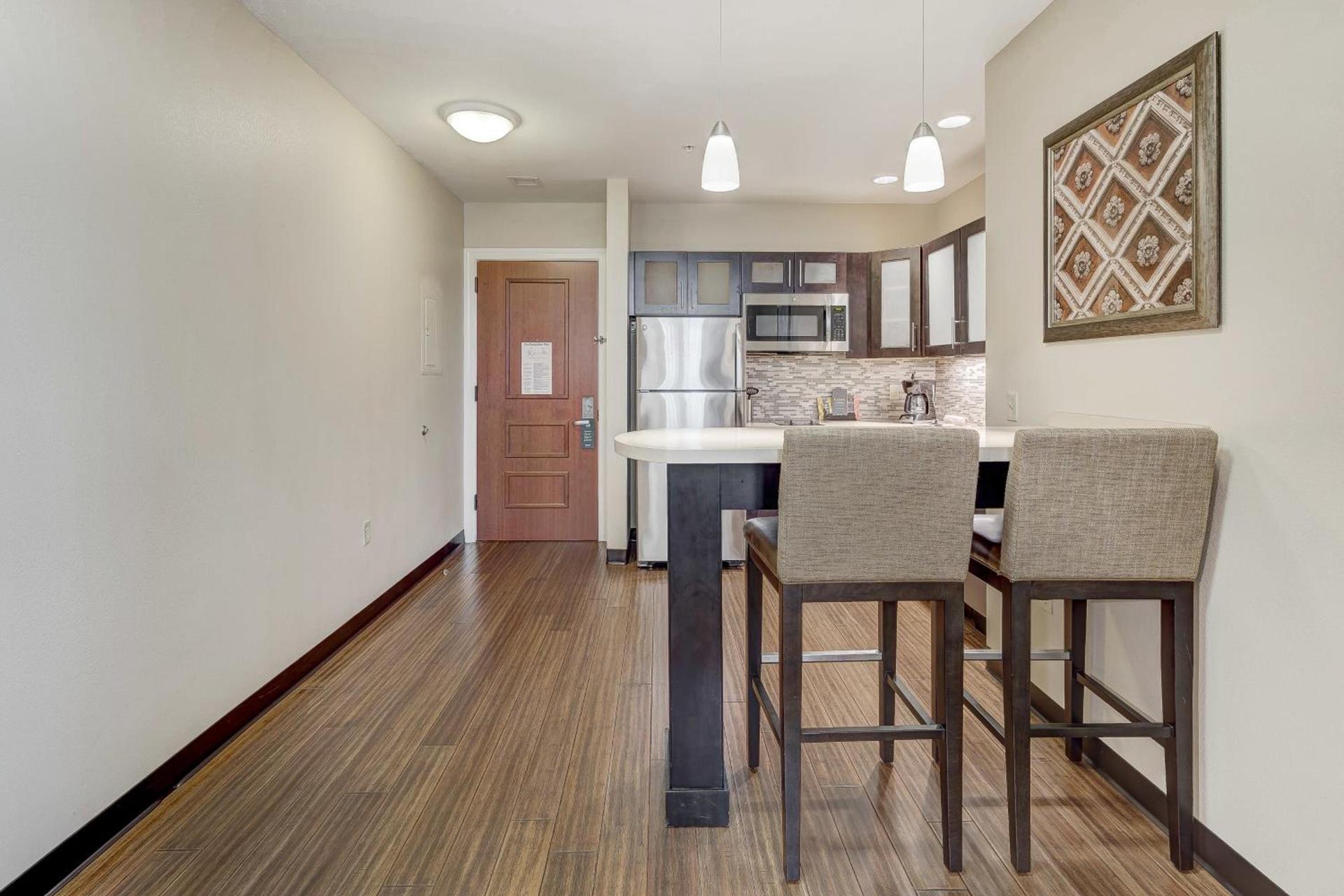 Staybridge Suites Baltimore - Inner Harbor by IHG photo 42