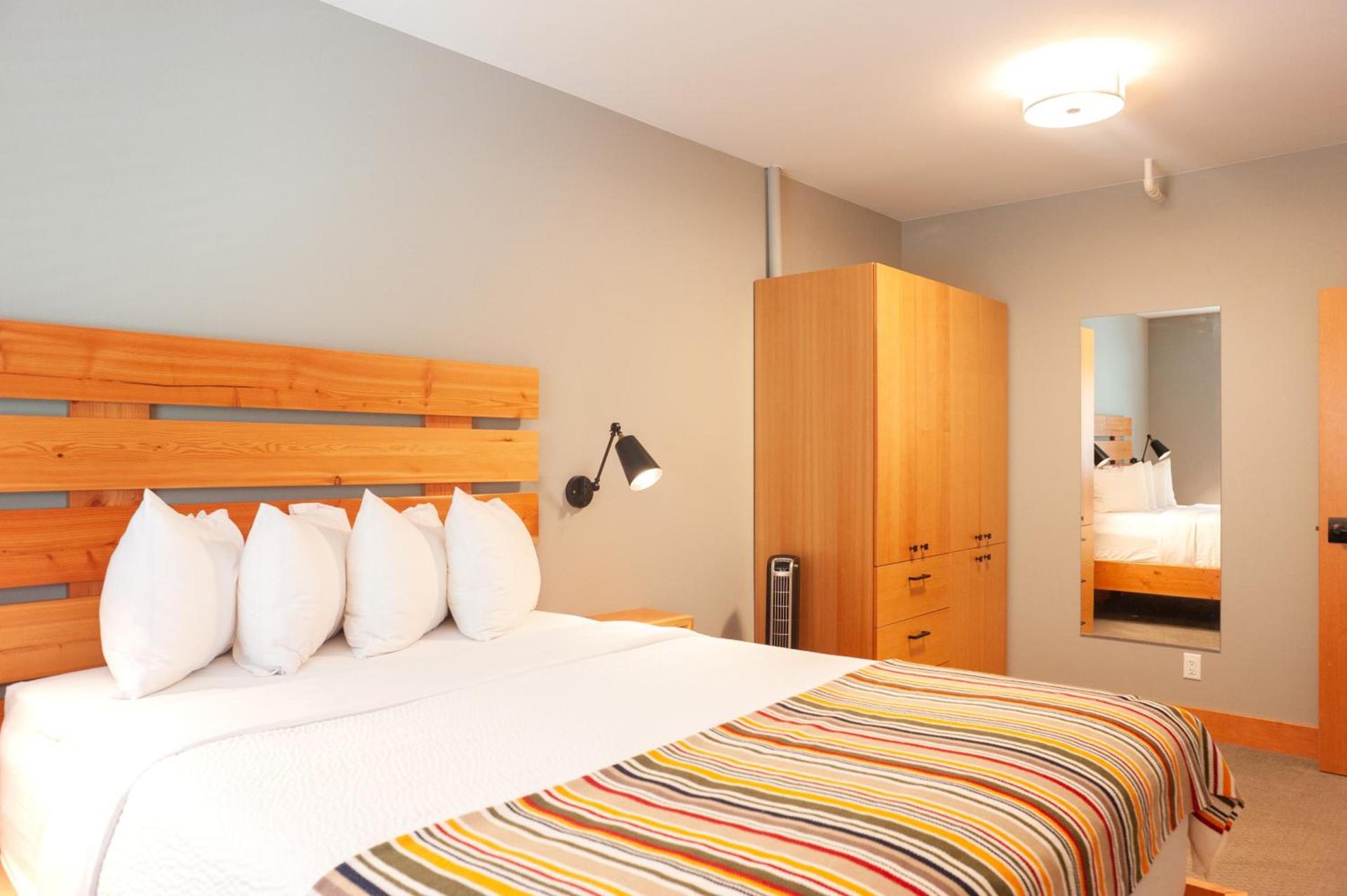 The Suites on Main photo 34