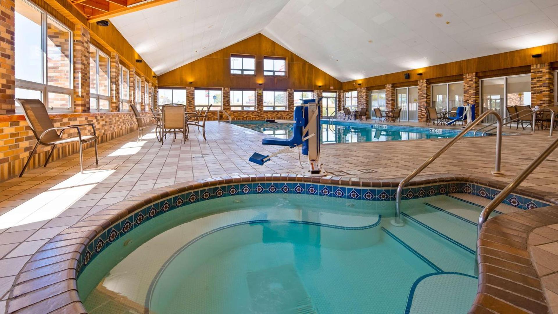 Best Western Tomah Hotel photo 34