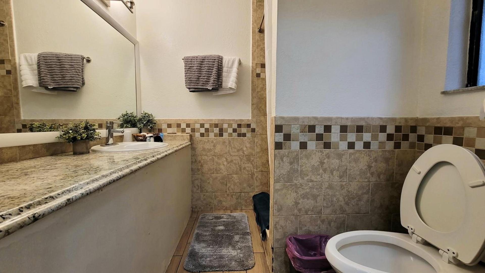 Sunny Palms Inn photo 15