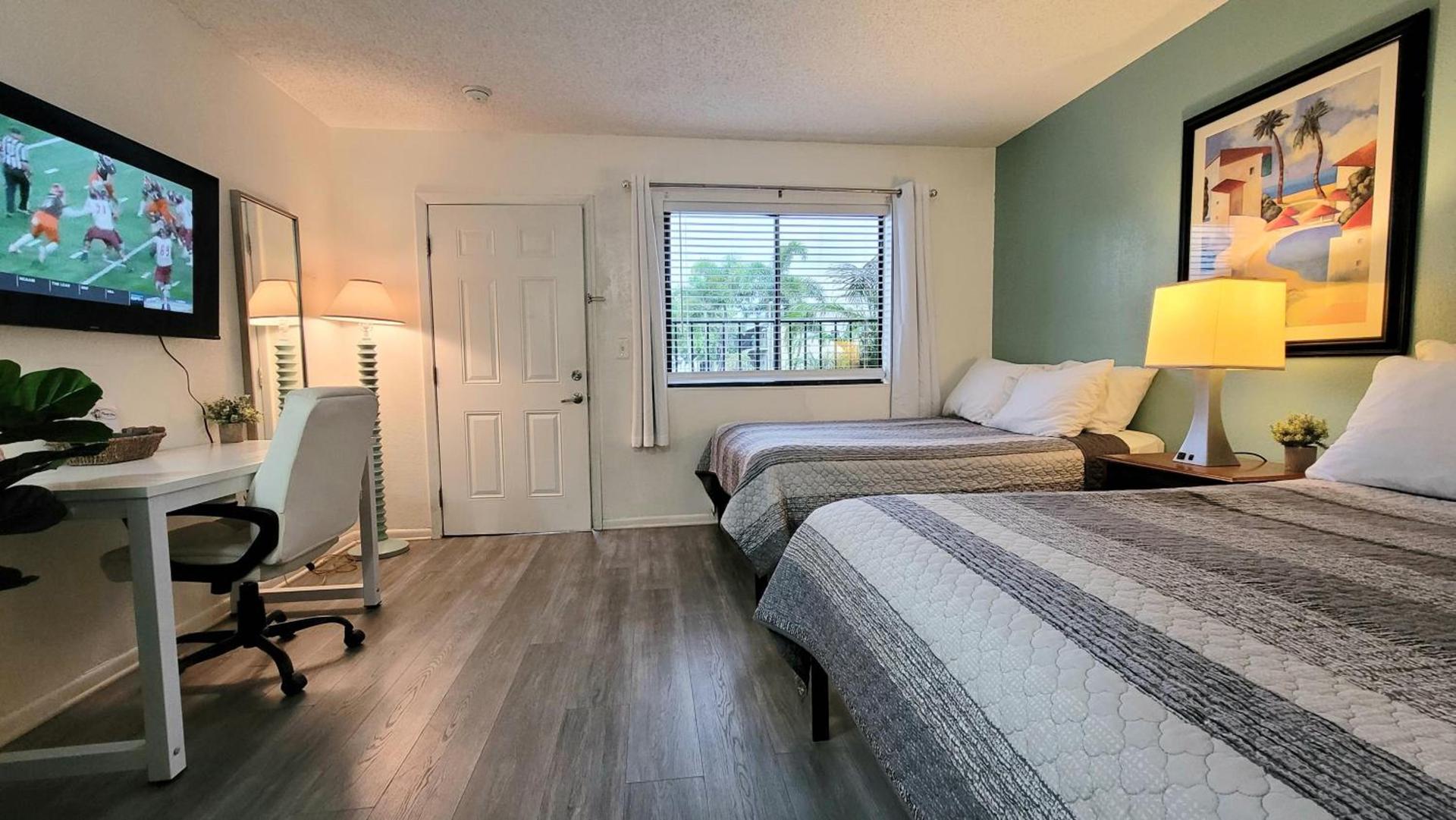 Sunny Palms Inn photo 3