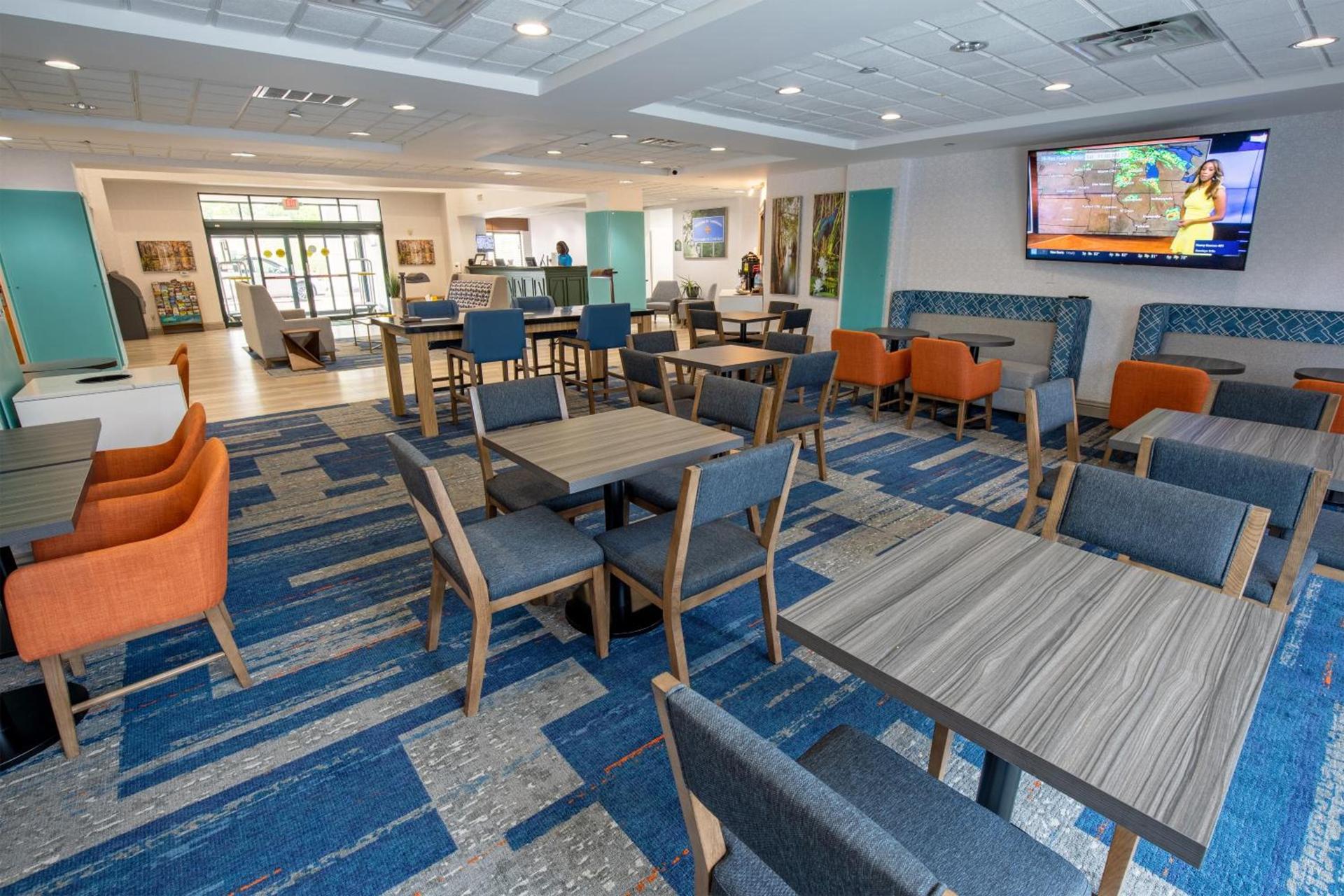 Wingate by Wyndham Lafayette Airport photo 33
